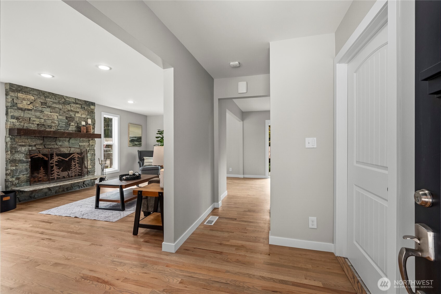 22800 Upper Dorre Don Way Property Photo 4