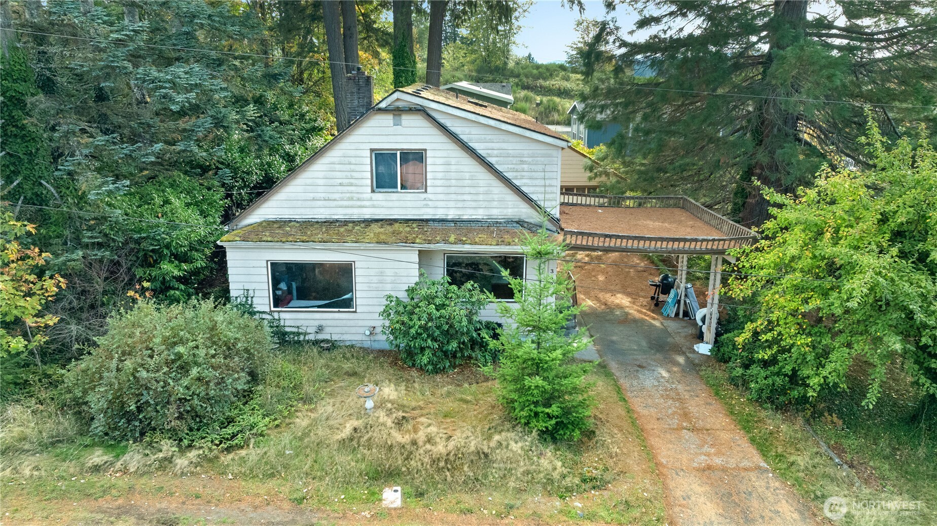 353 Oak Street Property Photo 1