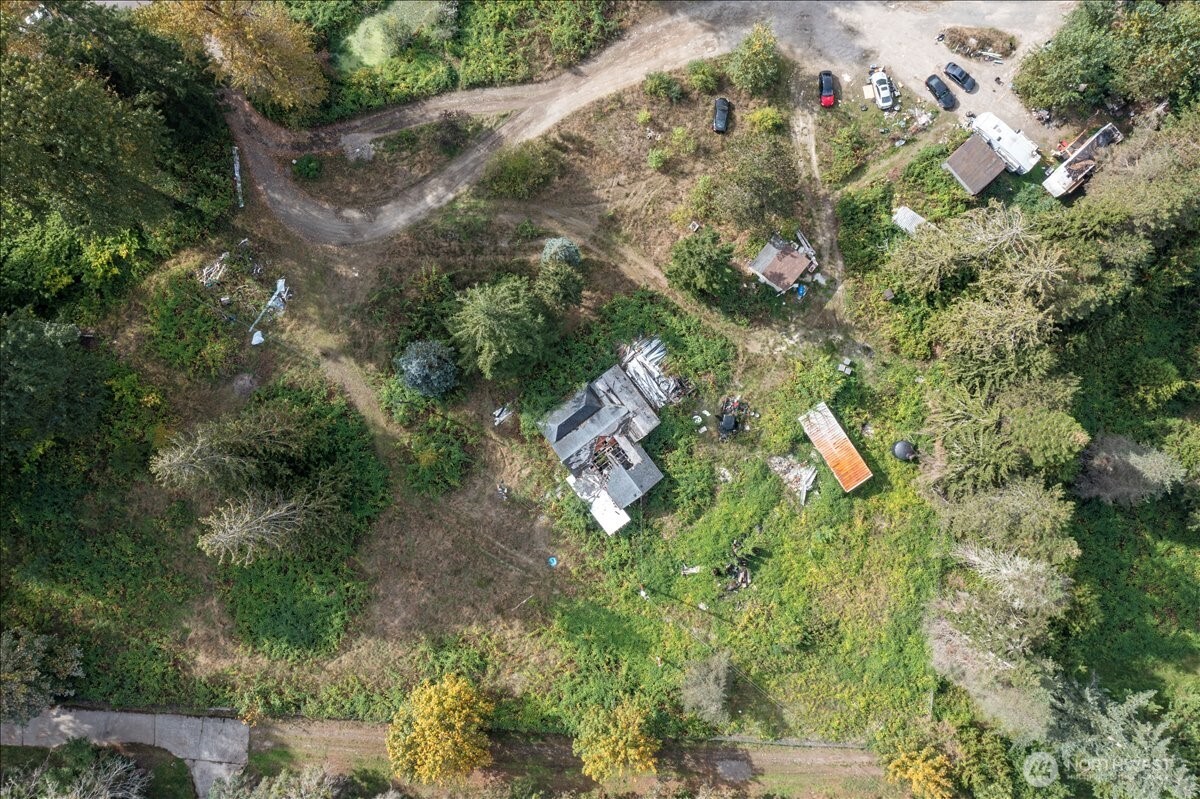 18646 Byers Road Property Photo 11