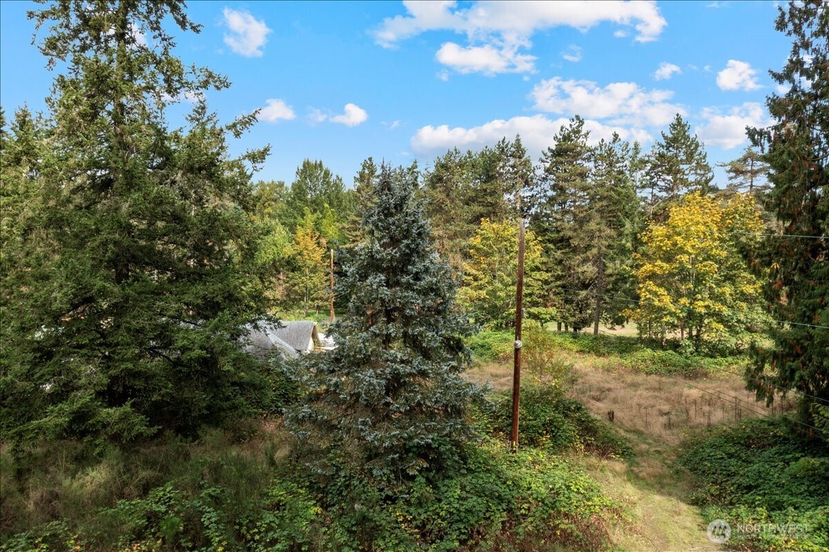 18646 Byers Road Property Photo 13