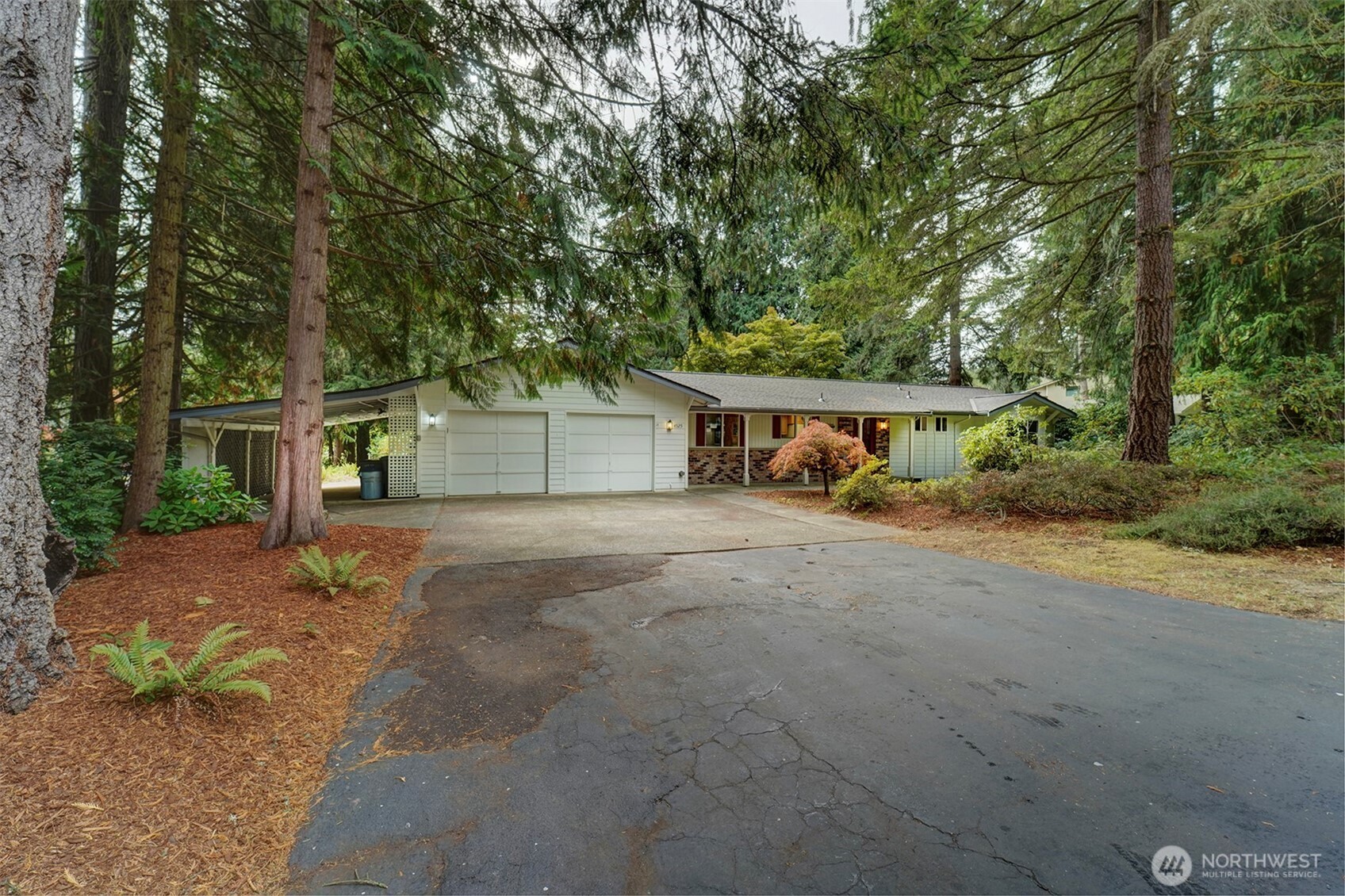 4525 82nd Place Property Photo 2