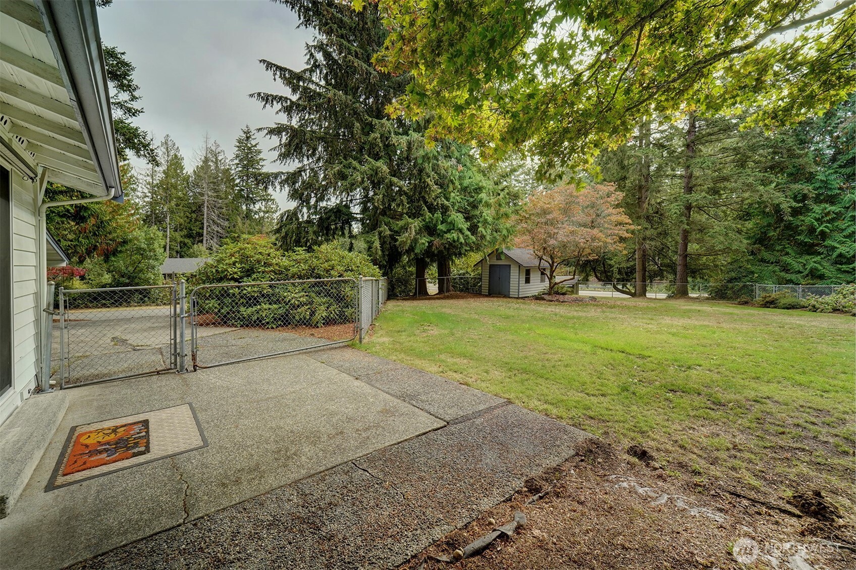4525 82nd Place Property Photo 28