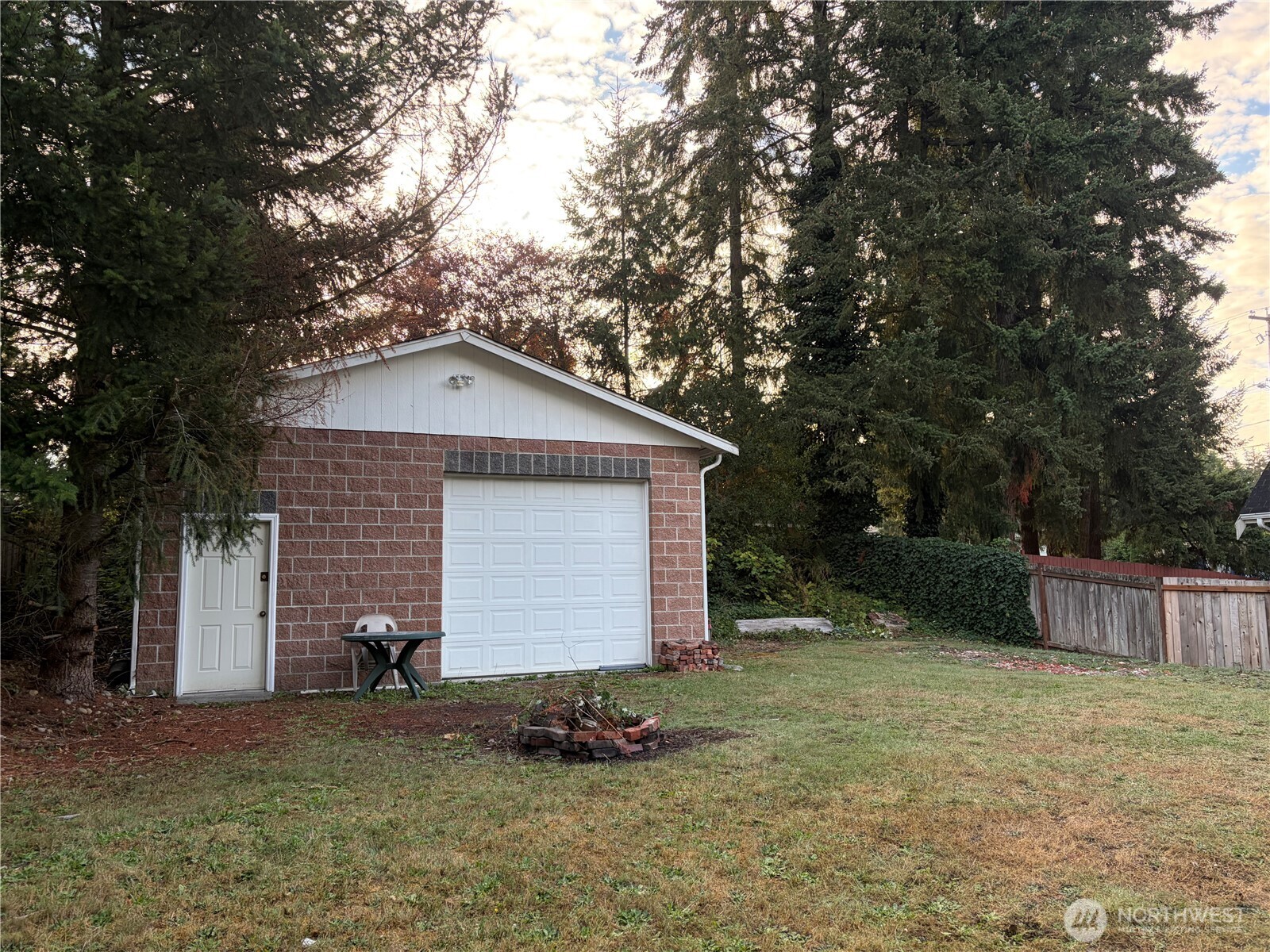7226 192nd Avenue Property Photo 5