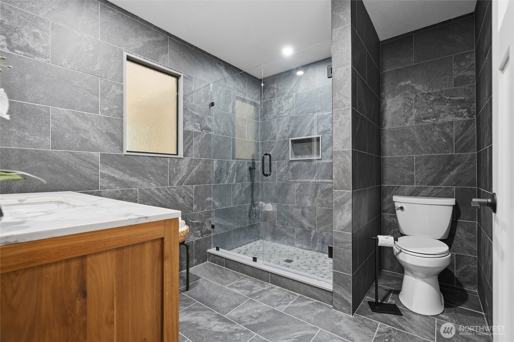 10442 Leeway Avenue Property Photo 29