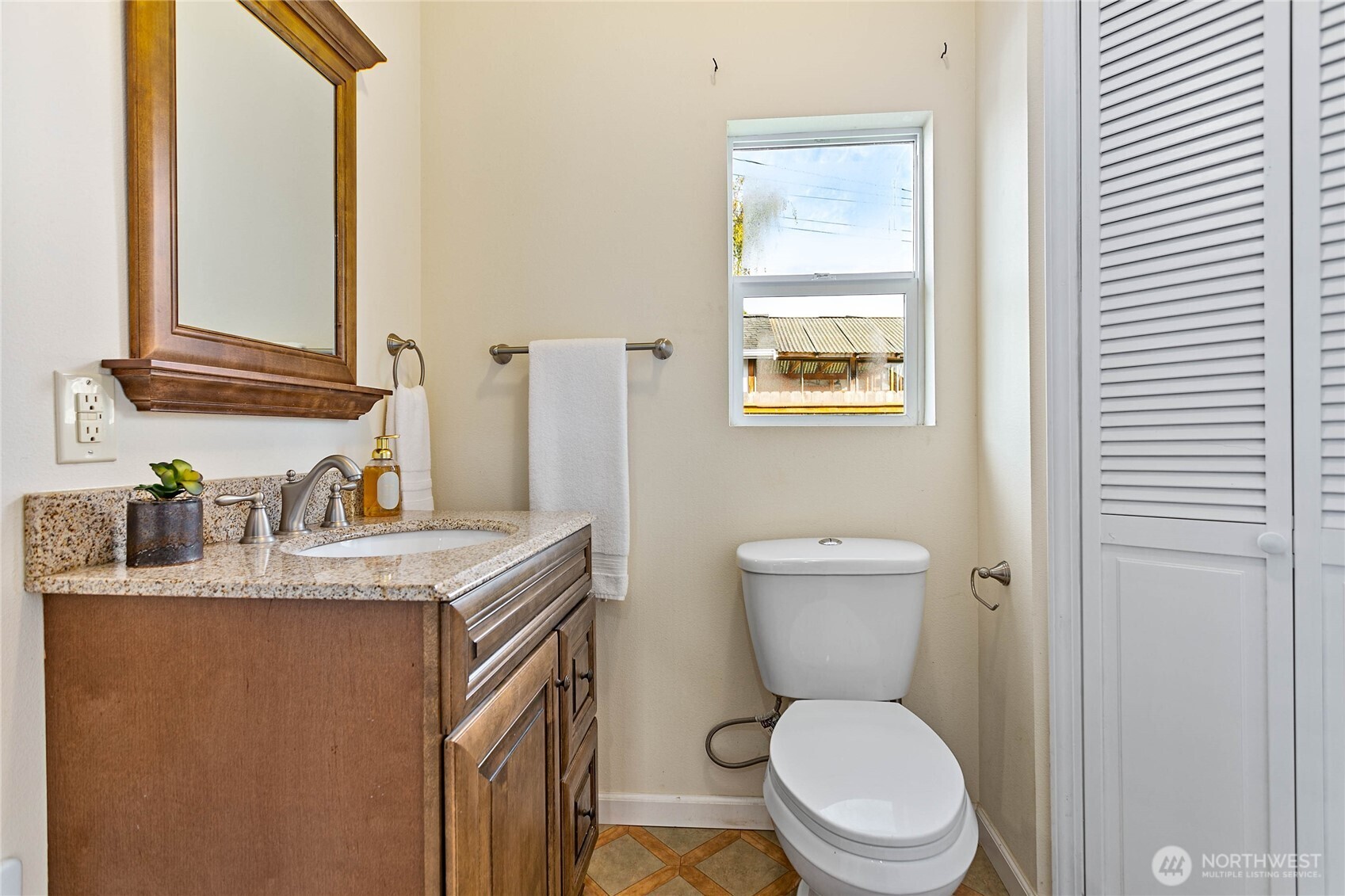 513 Alabama Property Photo 17