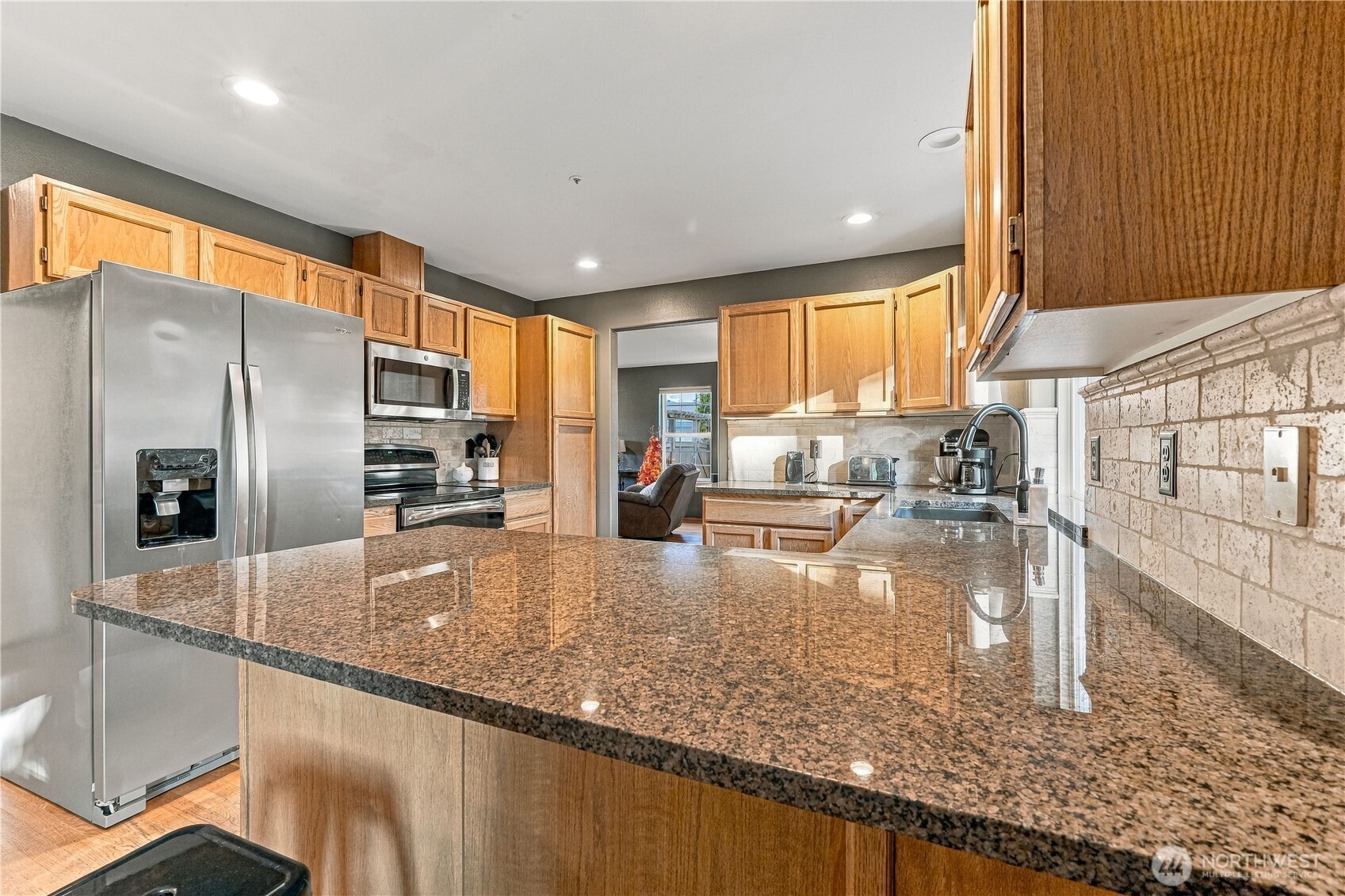 2434 Highland View Drive Property Photo 20