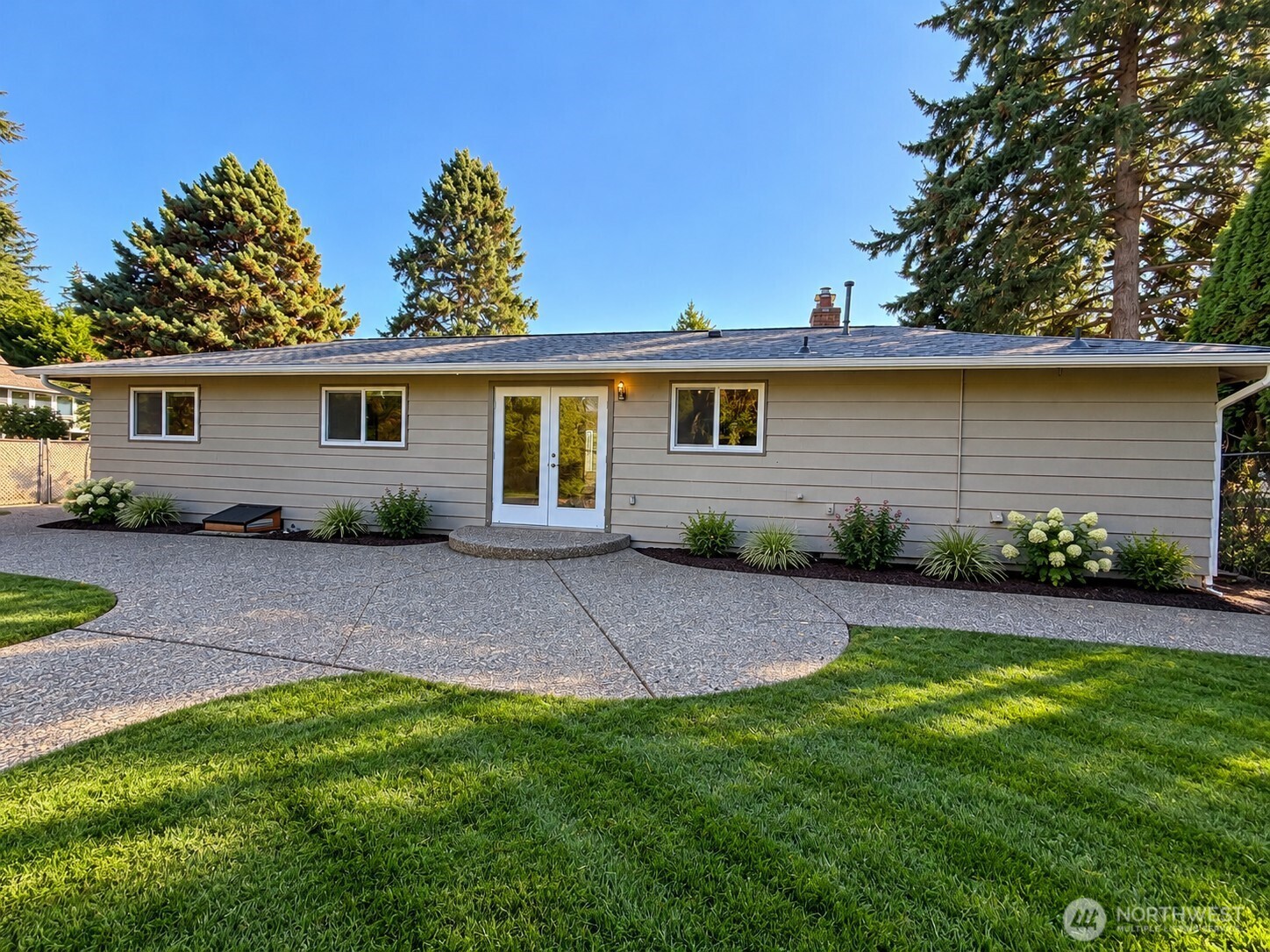 8916 Ne 141st Street Property Photo 17