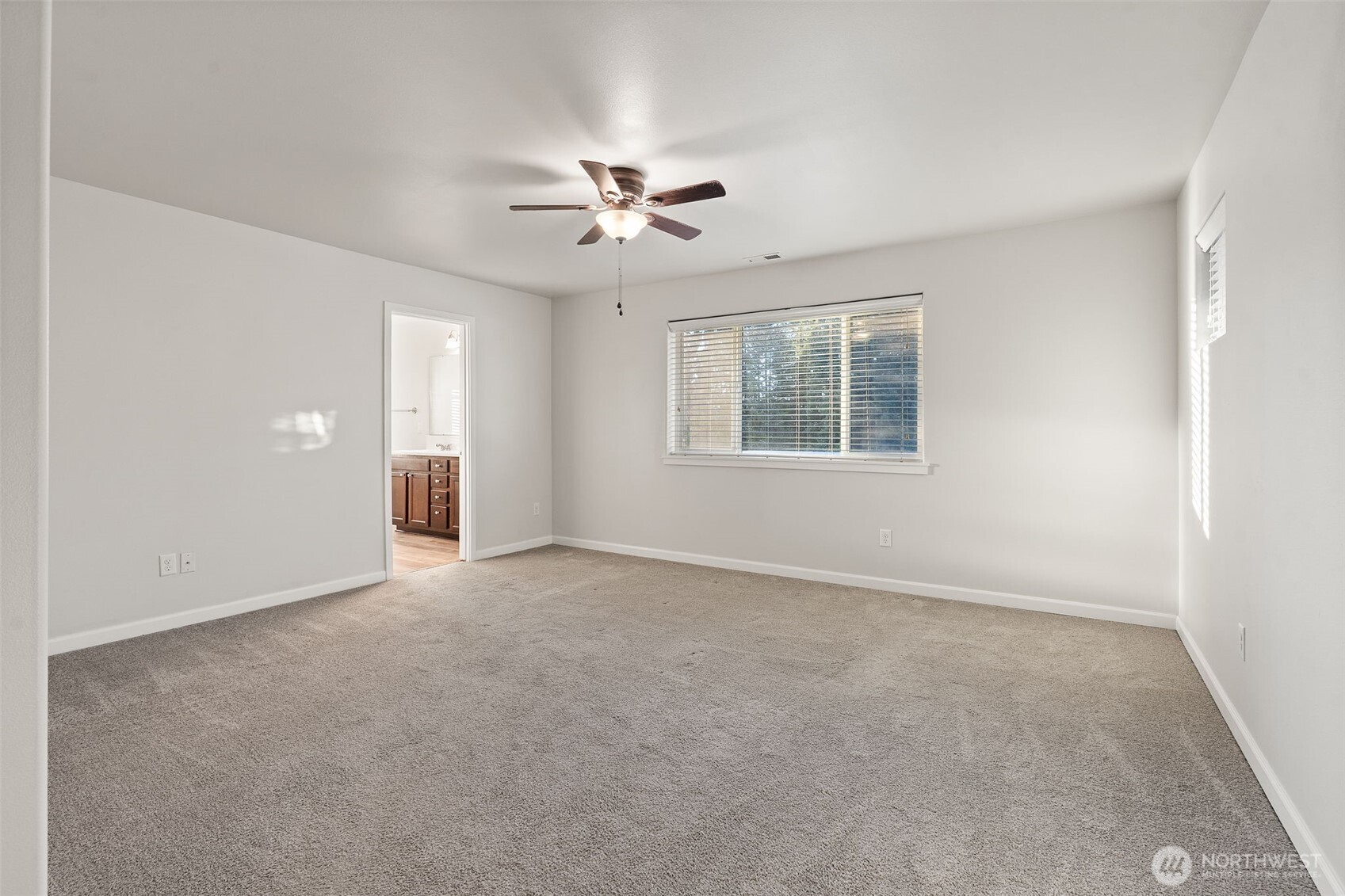 9125 174th Street Property Photo 16