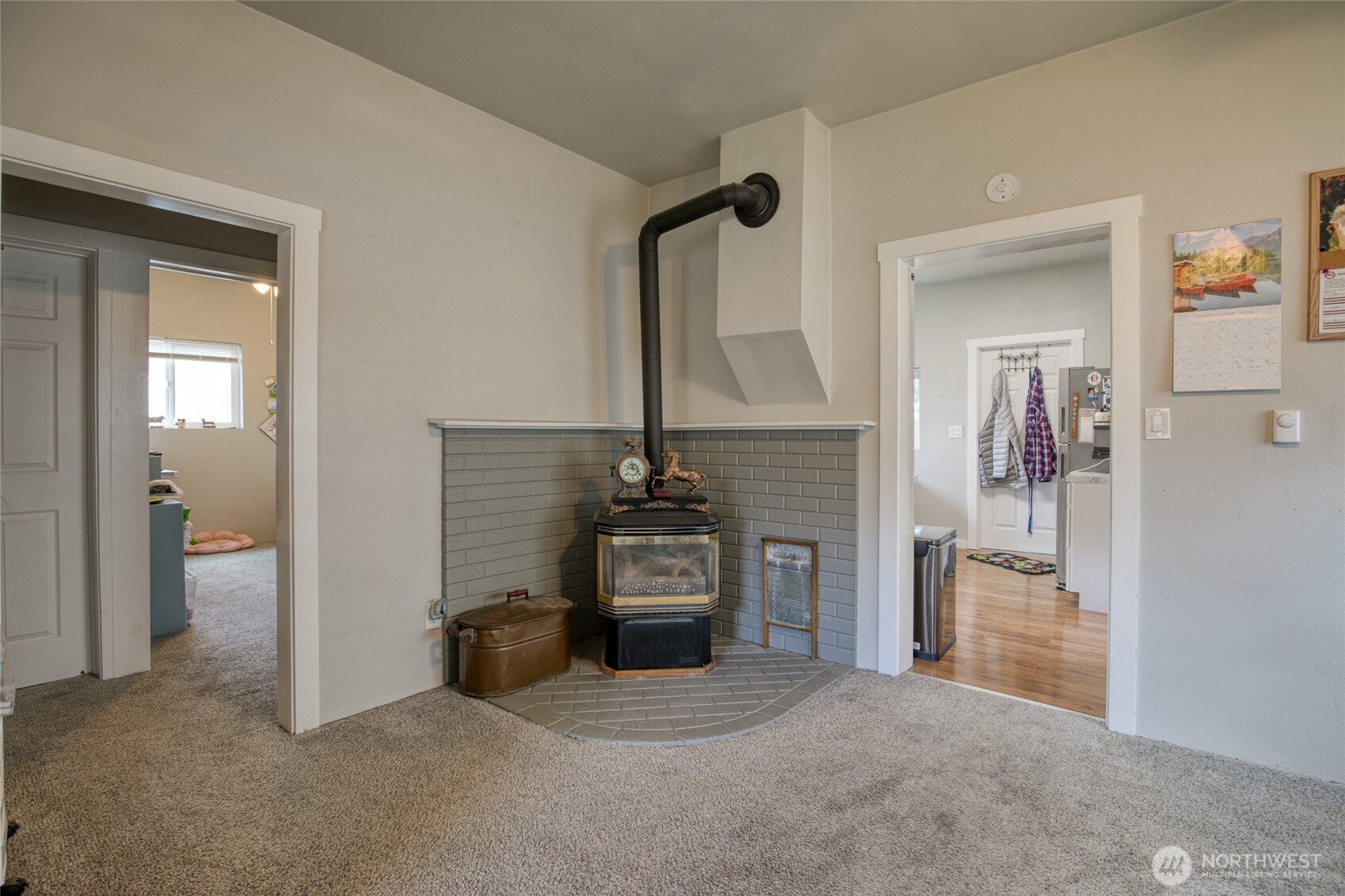 2832 Pacific Avenue Property Photo 4