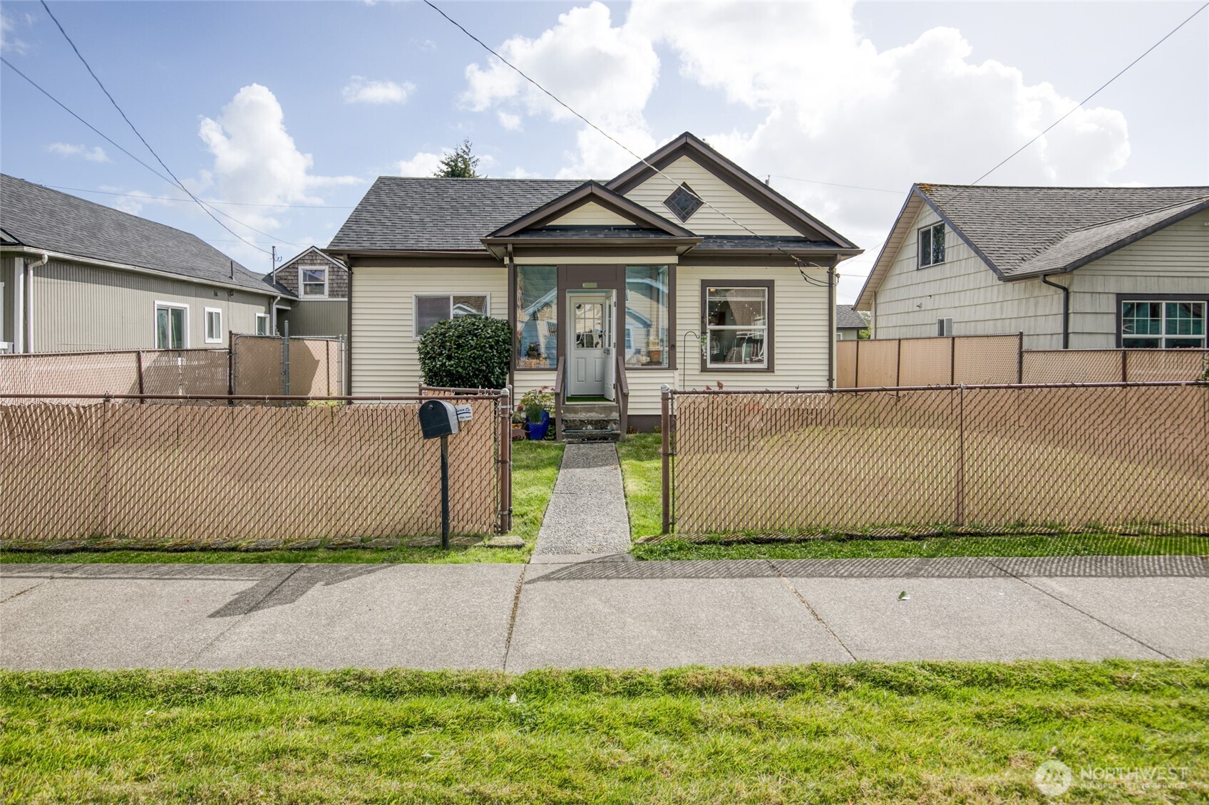2832 Pacific Avenue Property Photo 38