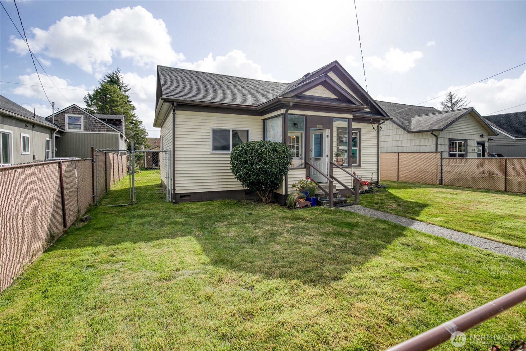 2832 Pacific Avenue Property Photo 40