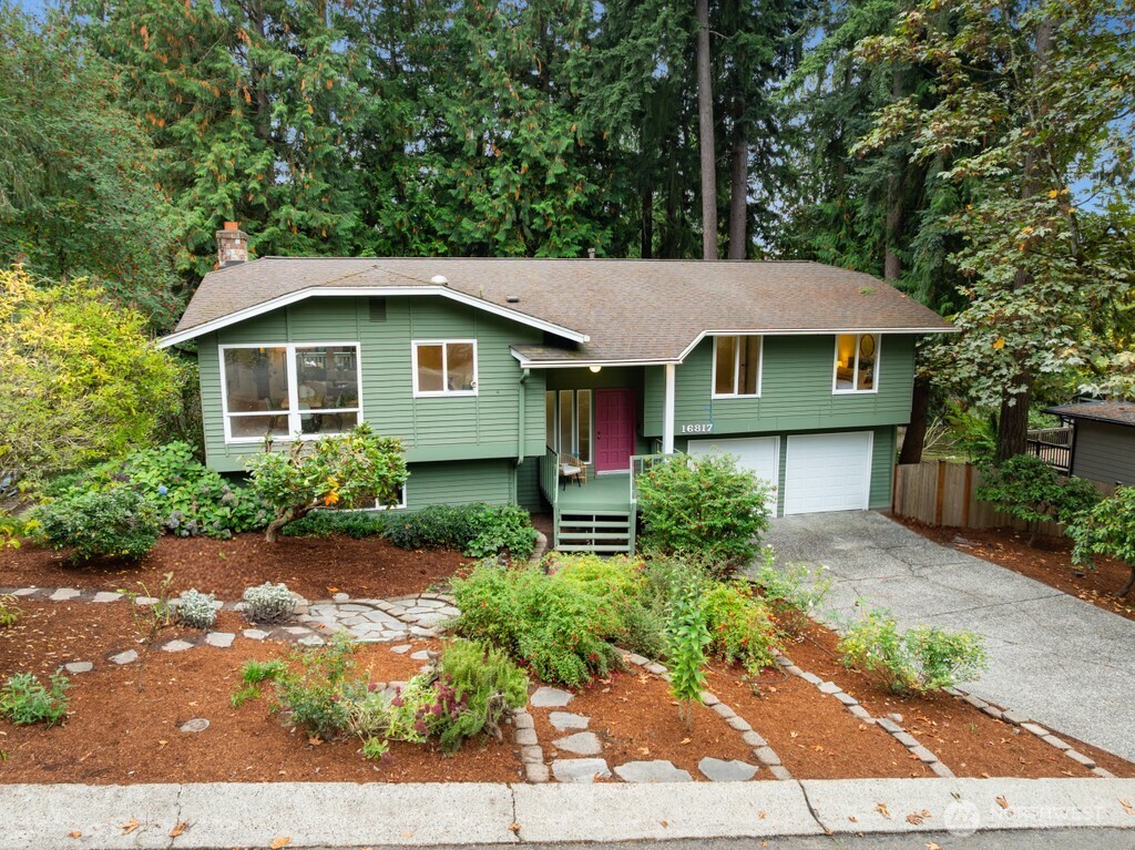 16817 NE 91st Street Property Photo 1