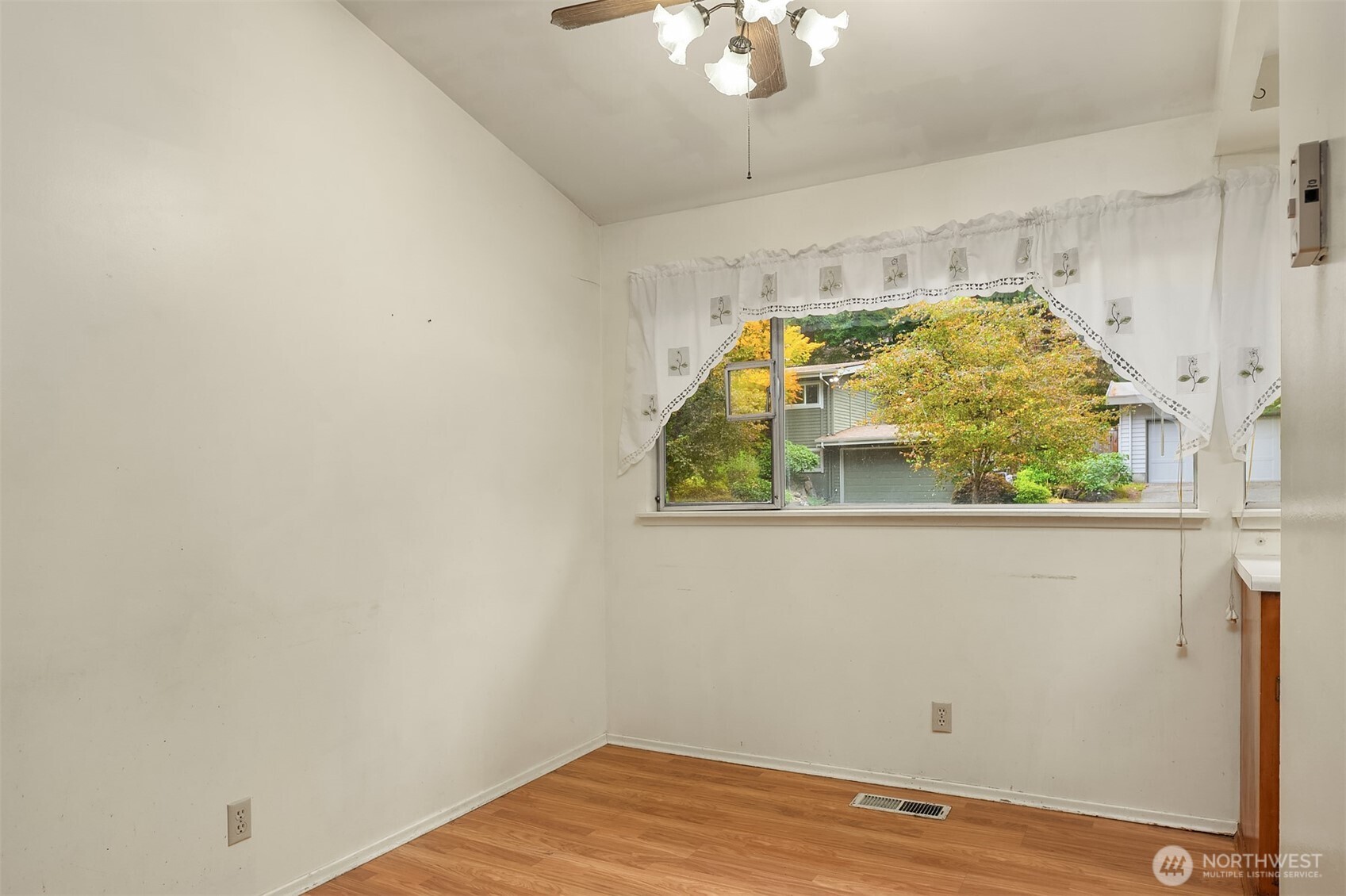 5653 125th Avenue Property Photo 14