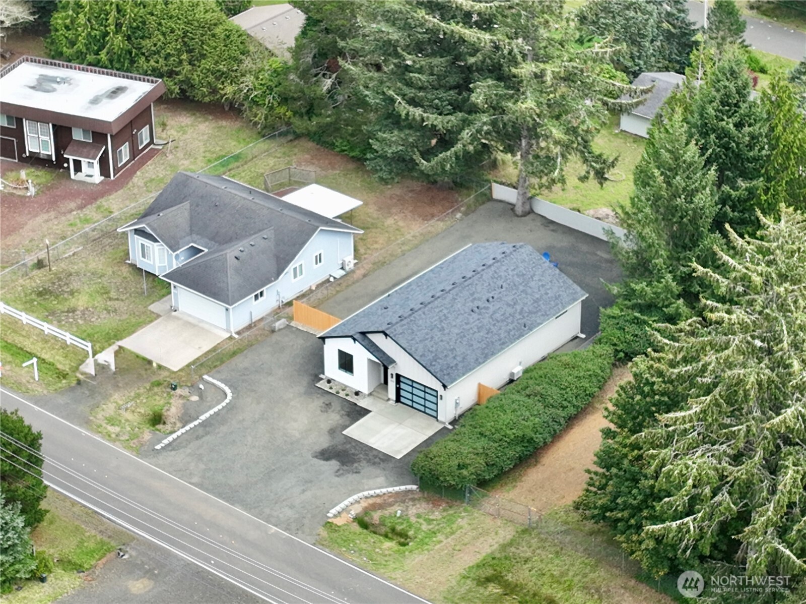 870 Mount Olympus Avenue Property Photo 5