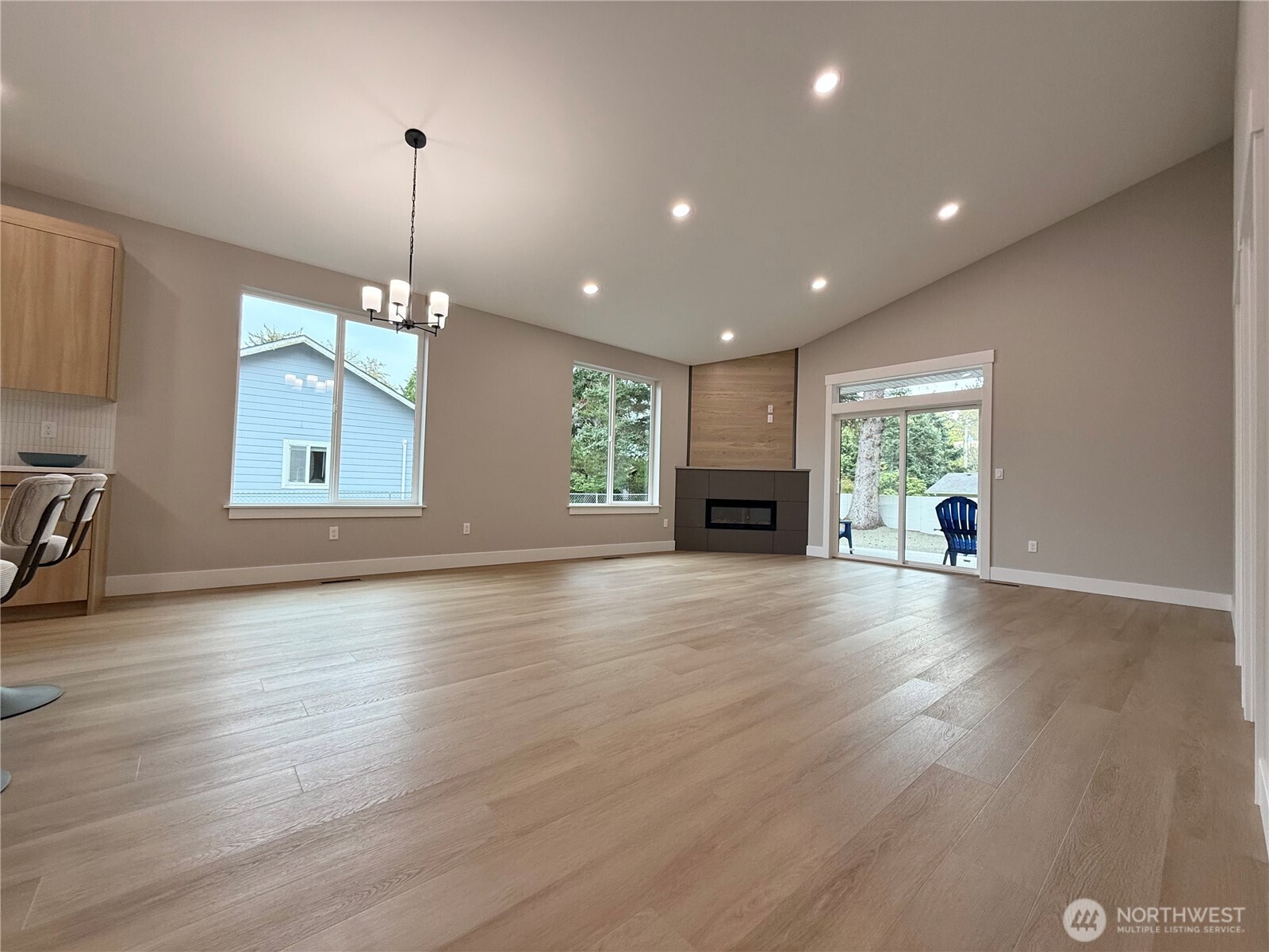 870 Mount Olympus Avenue Property Photo 17