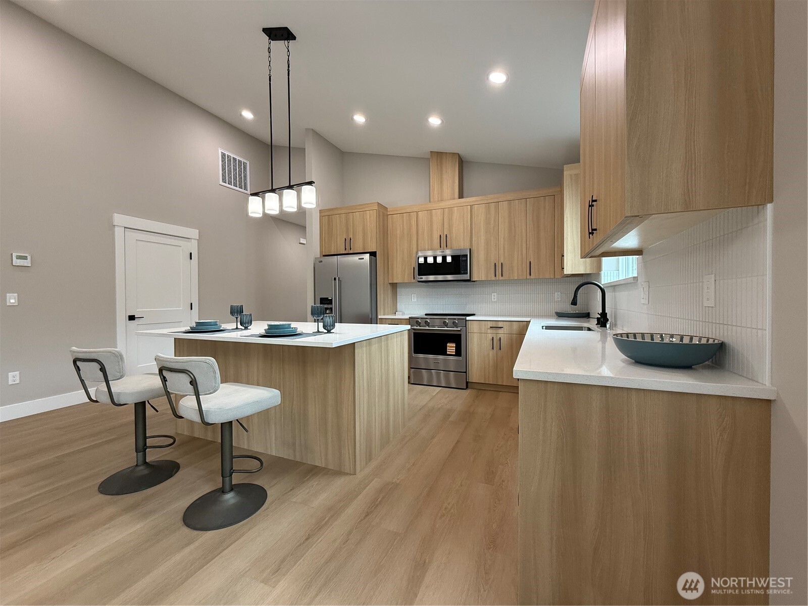 870 Mount Olympus Avenue Property Photo 24