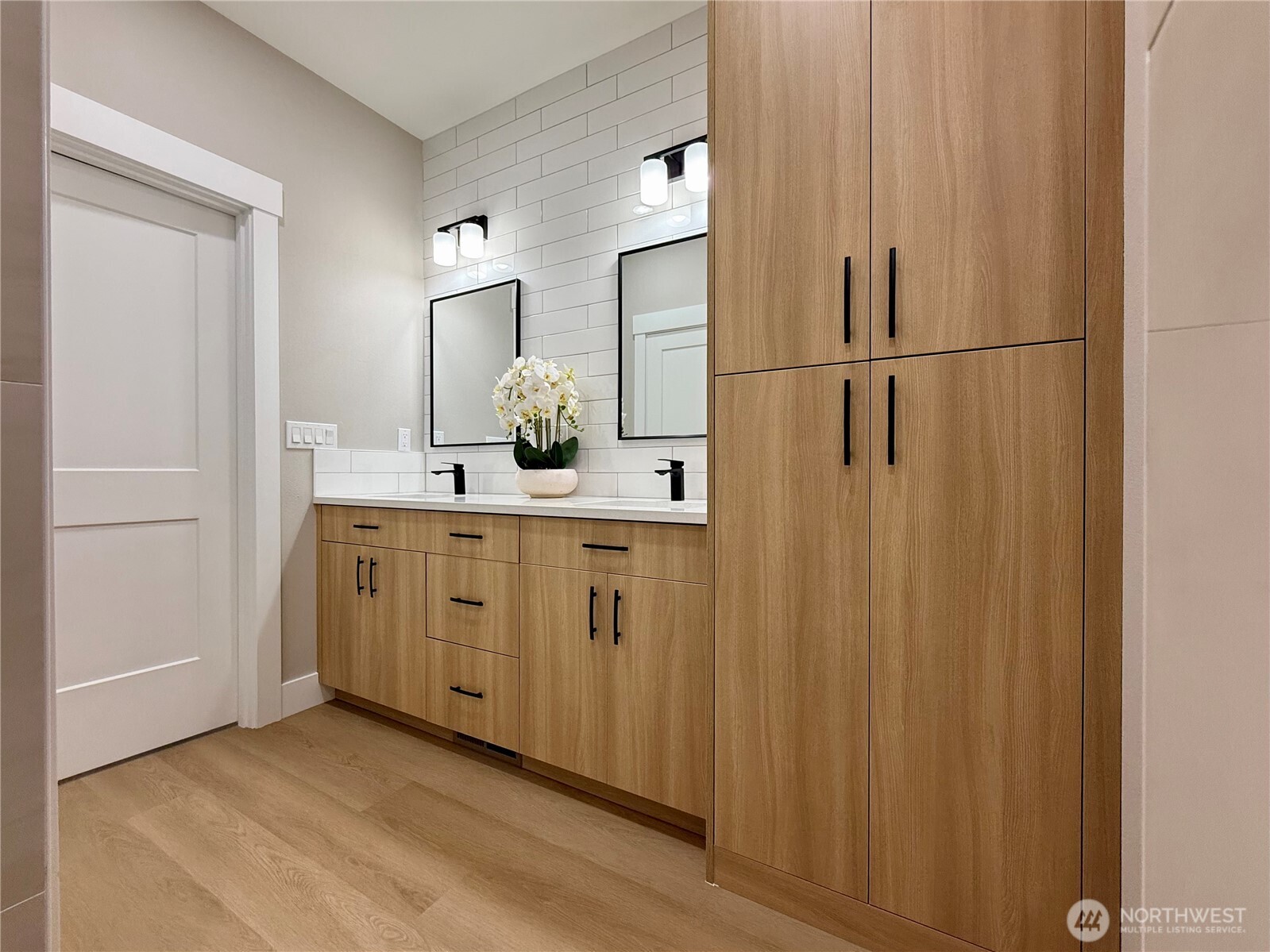 870 Mount Olympus Avenue Property Photo 34