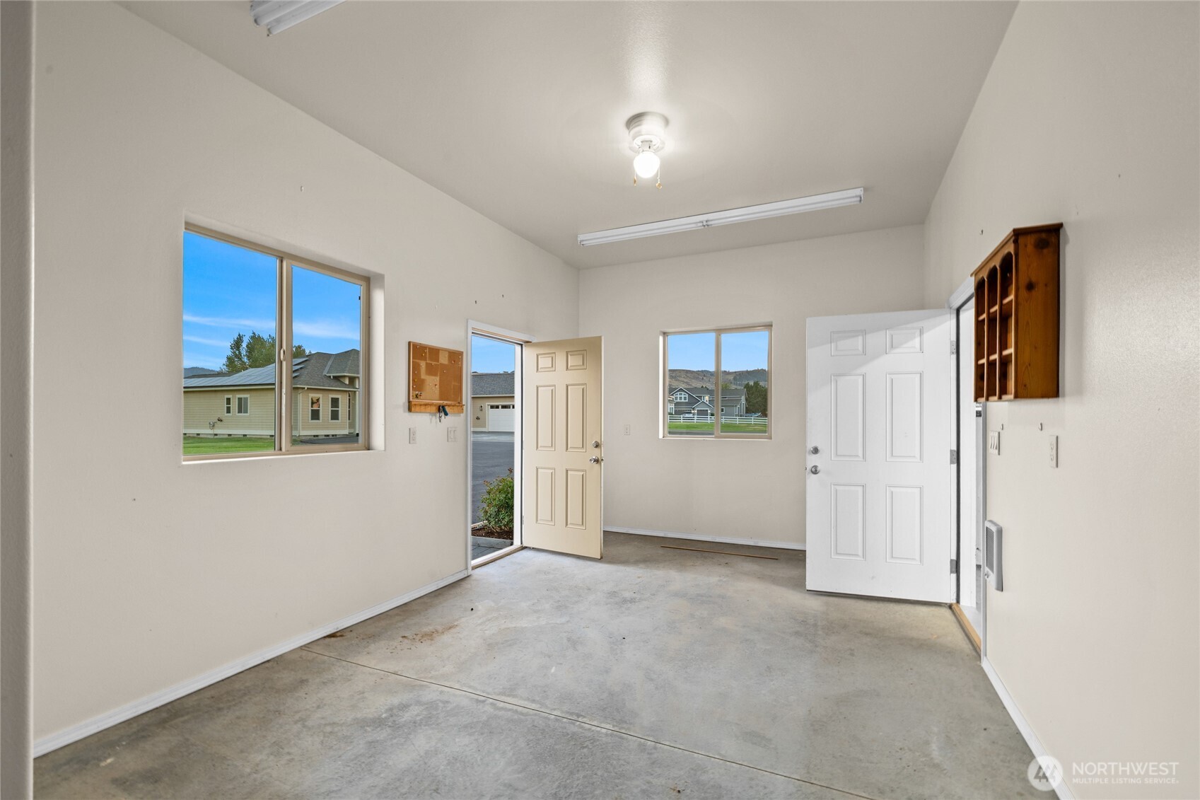240 Majestic Heights Drive Property Photo 31