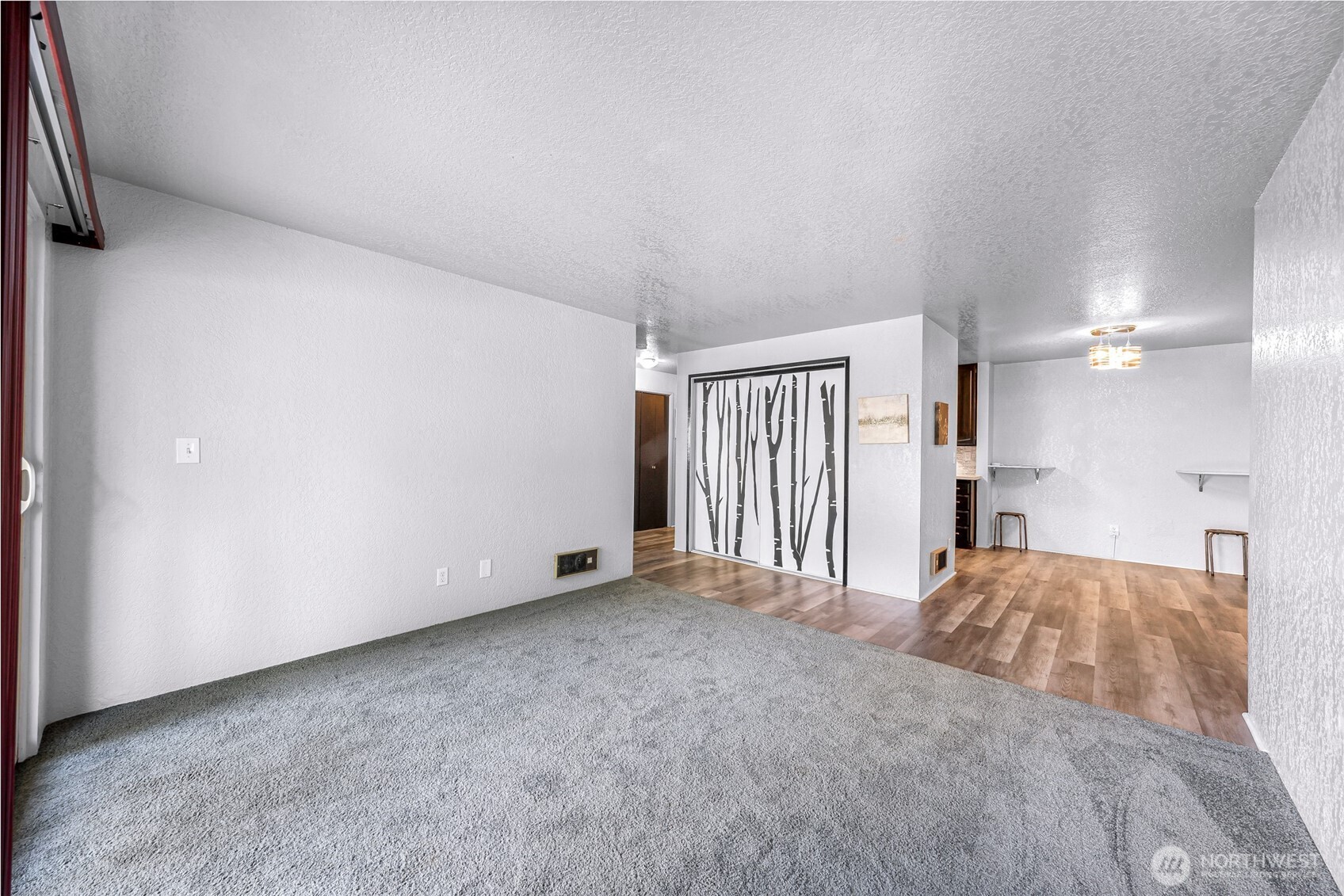 12035 32nd Avenue 202 Property Photo 7