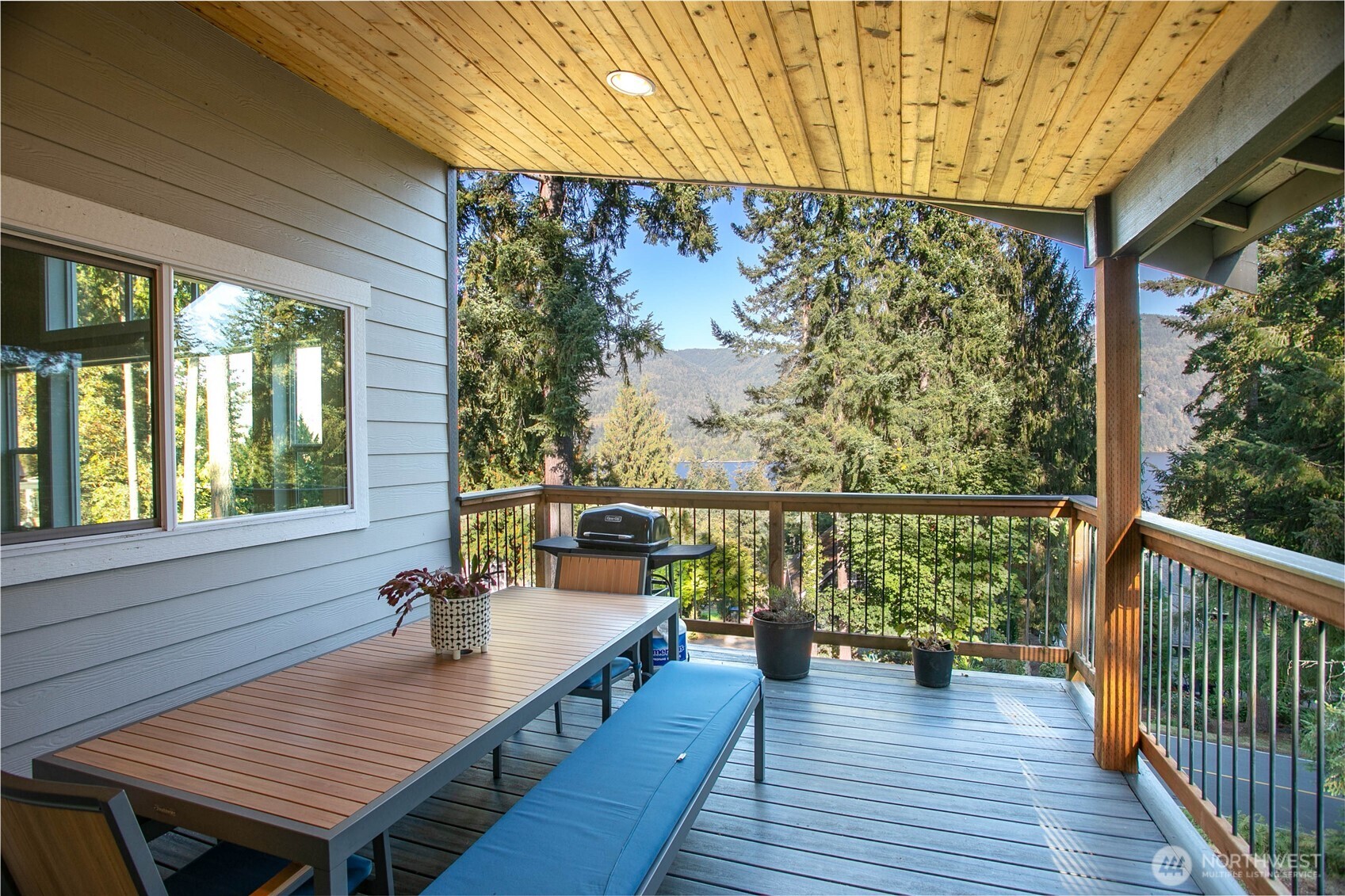 6 Bogey Lane Property Photo 8