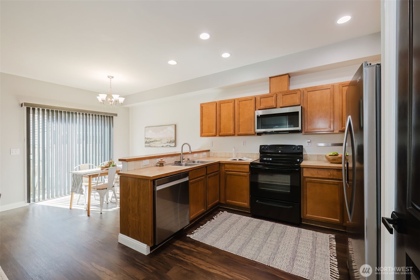 352 Ne Miramar Circle Property Photo 11