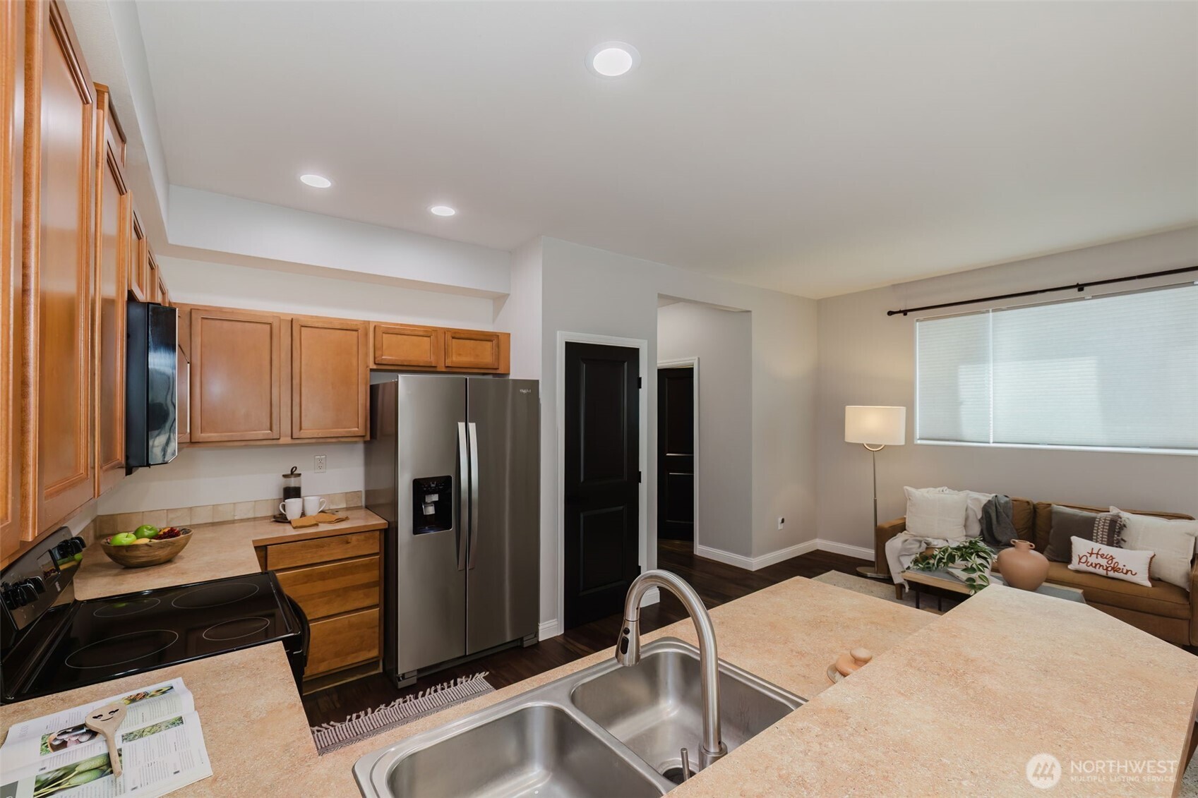 352 Ne Miramar Circle Property Photo 12