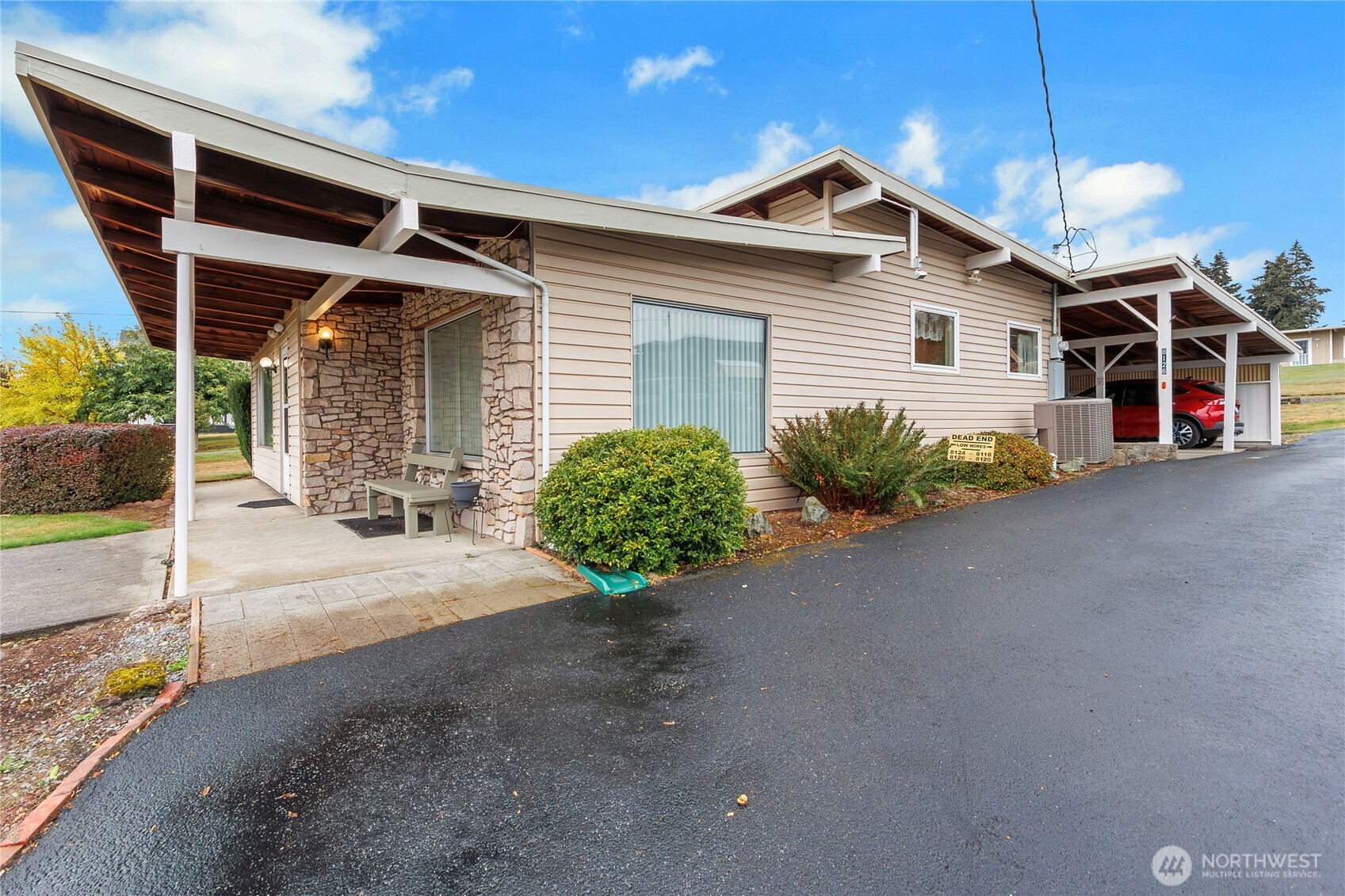 8126 Woodland Avenue Property Photo 2