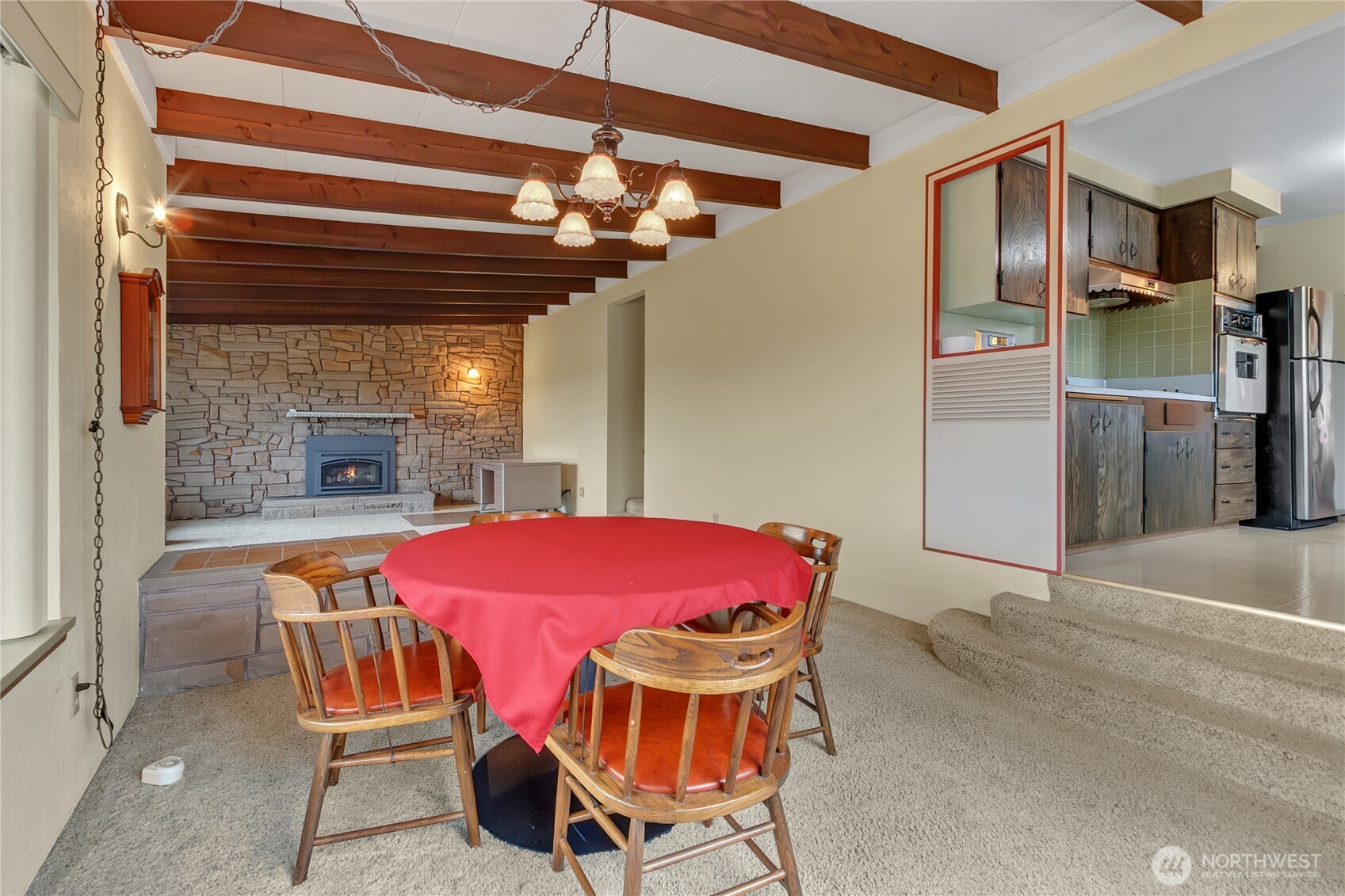 8126 Woodland Avenue Property Photo 7