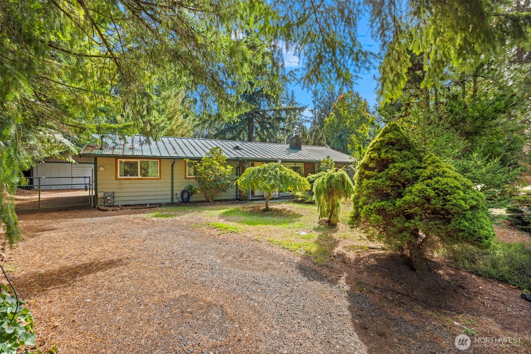 2431 Sidney Lane Property Photo 1