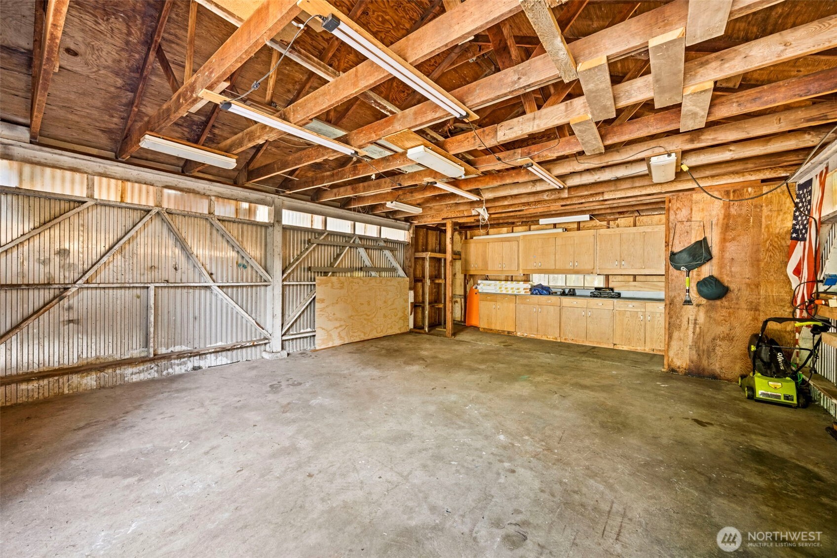 2431 Sidney Lane Property Photo 35