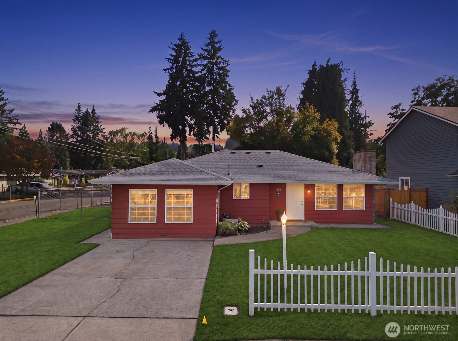 626 9th Avenue Property Photo 1