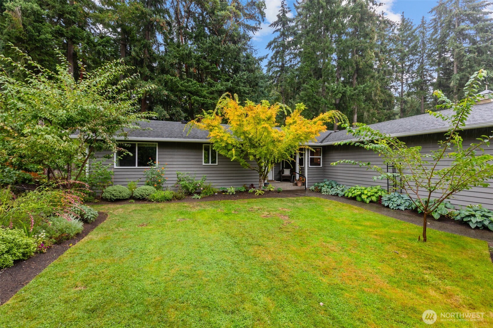 11315 38th Court Property Photo 2