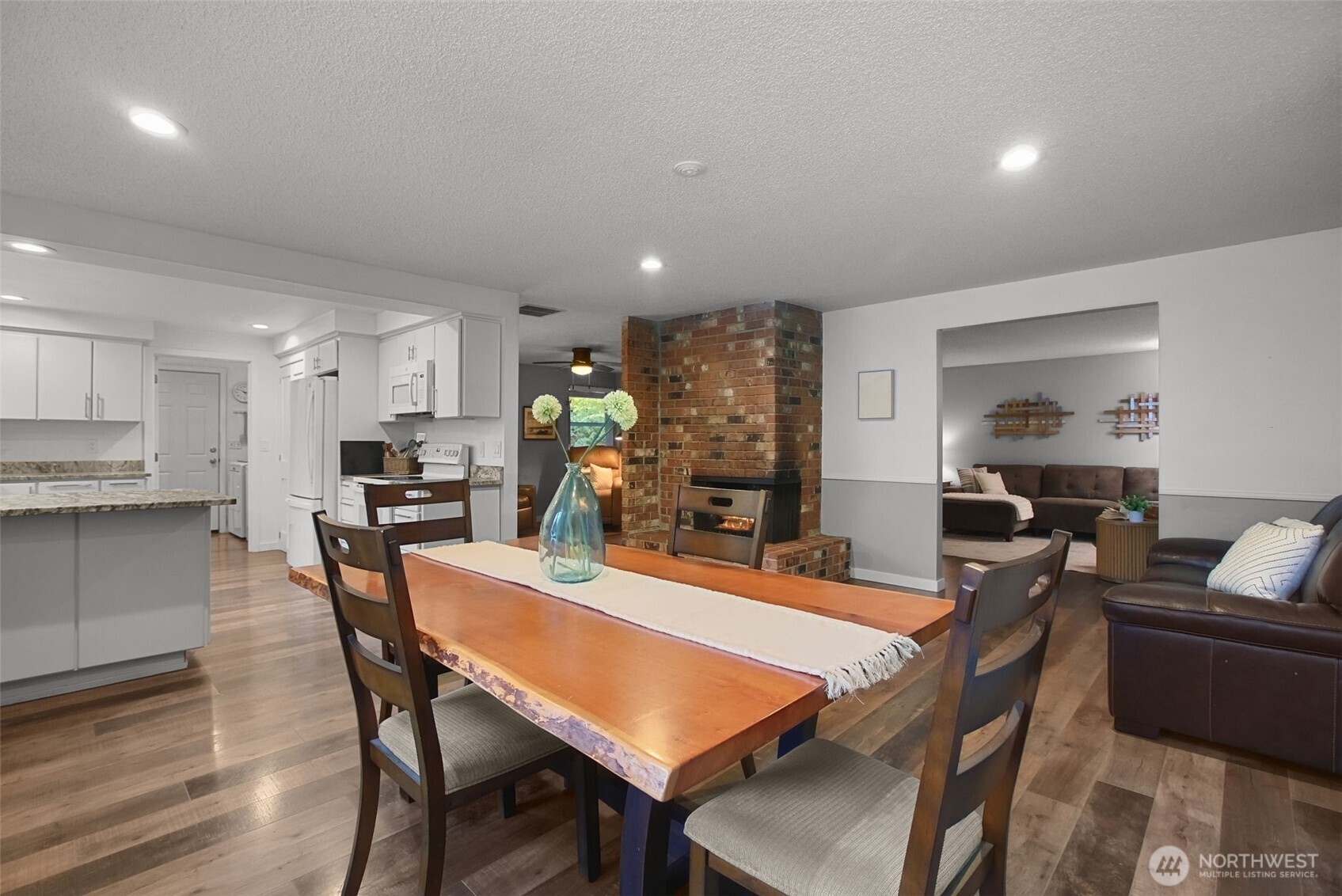 11315 38th Court Property Photo 9