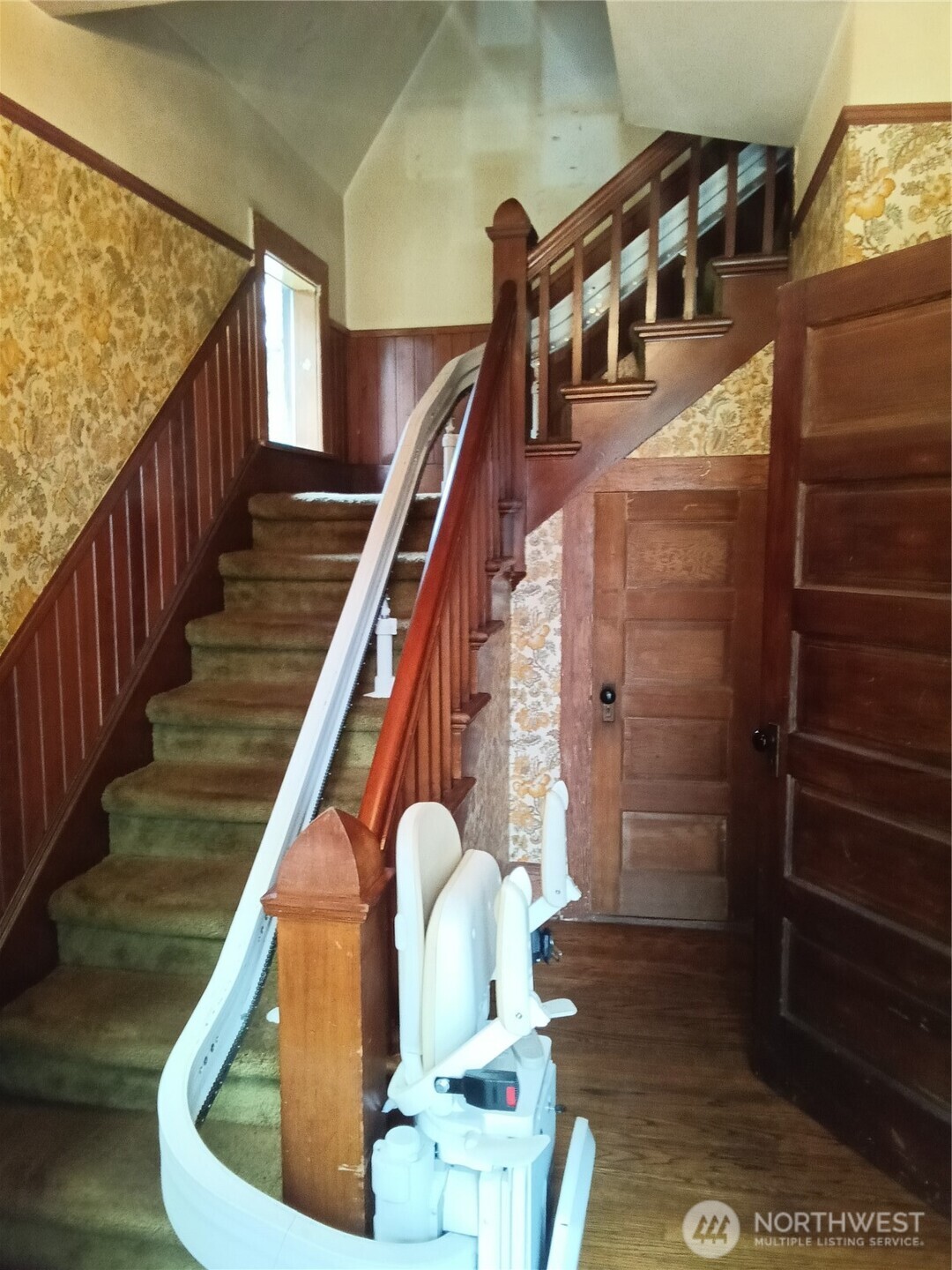 815 N Cushman Avenue Property Photo 3