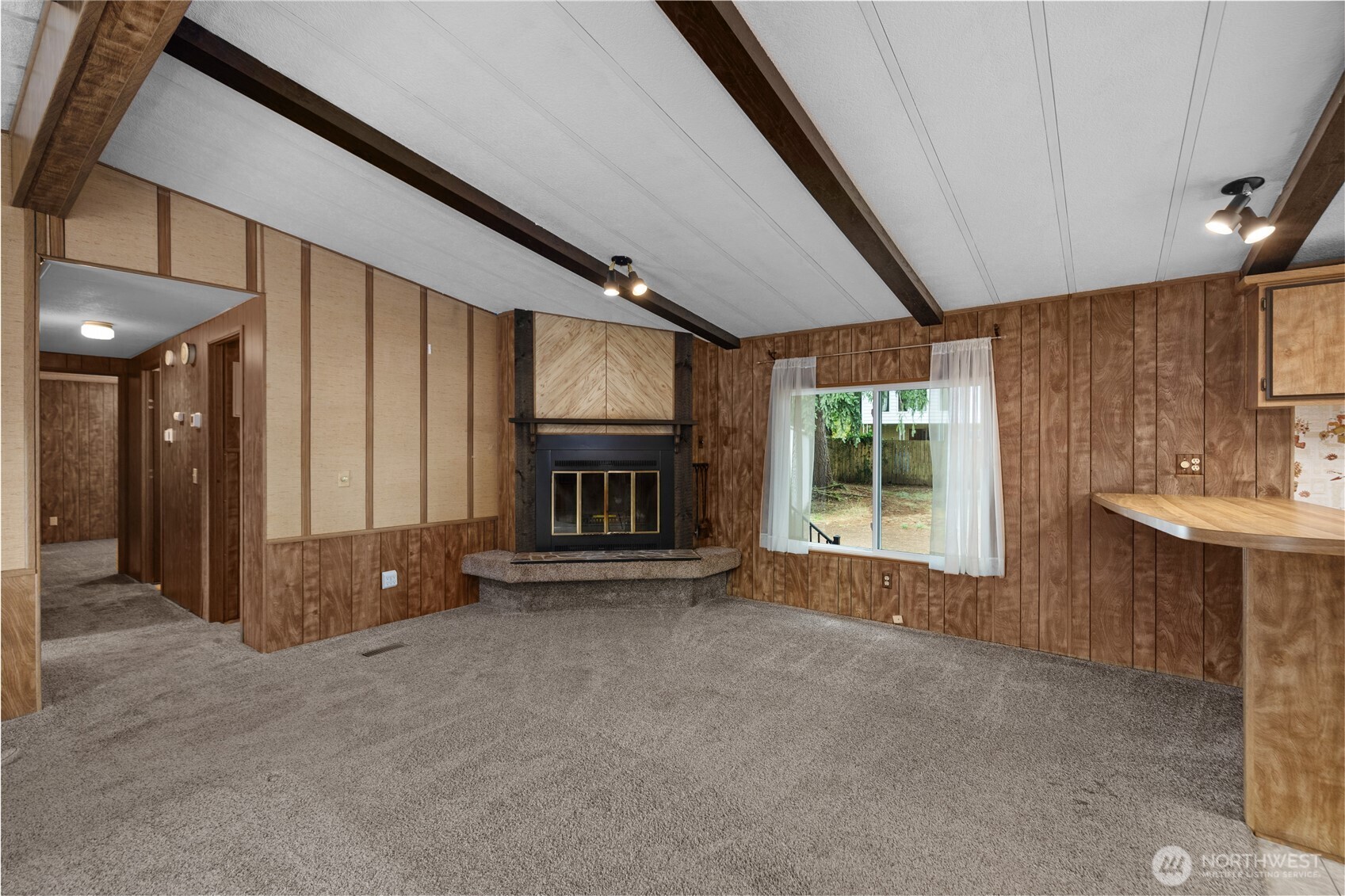 551 Se Crescent Drive Property Photo 10