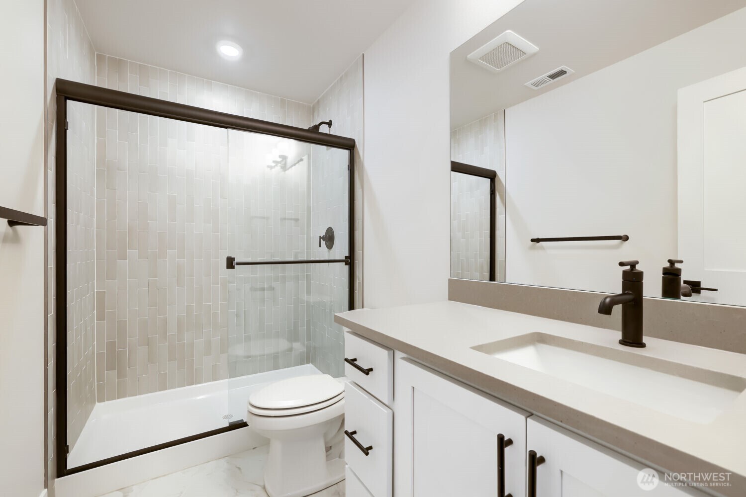 306 182nd Place Property Photo 14