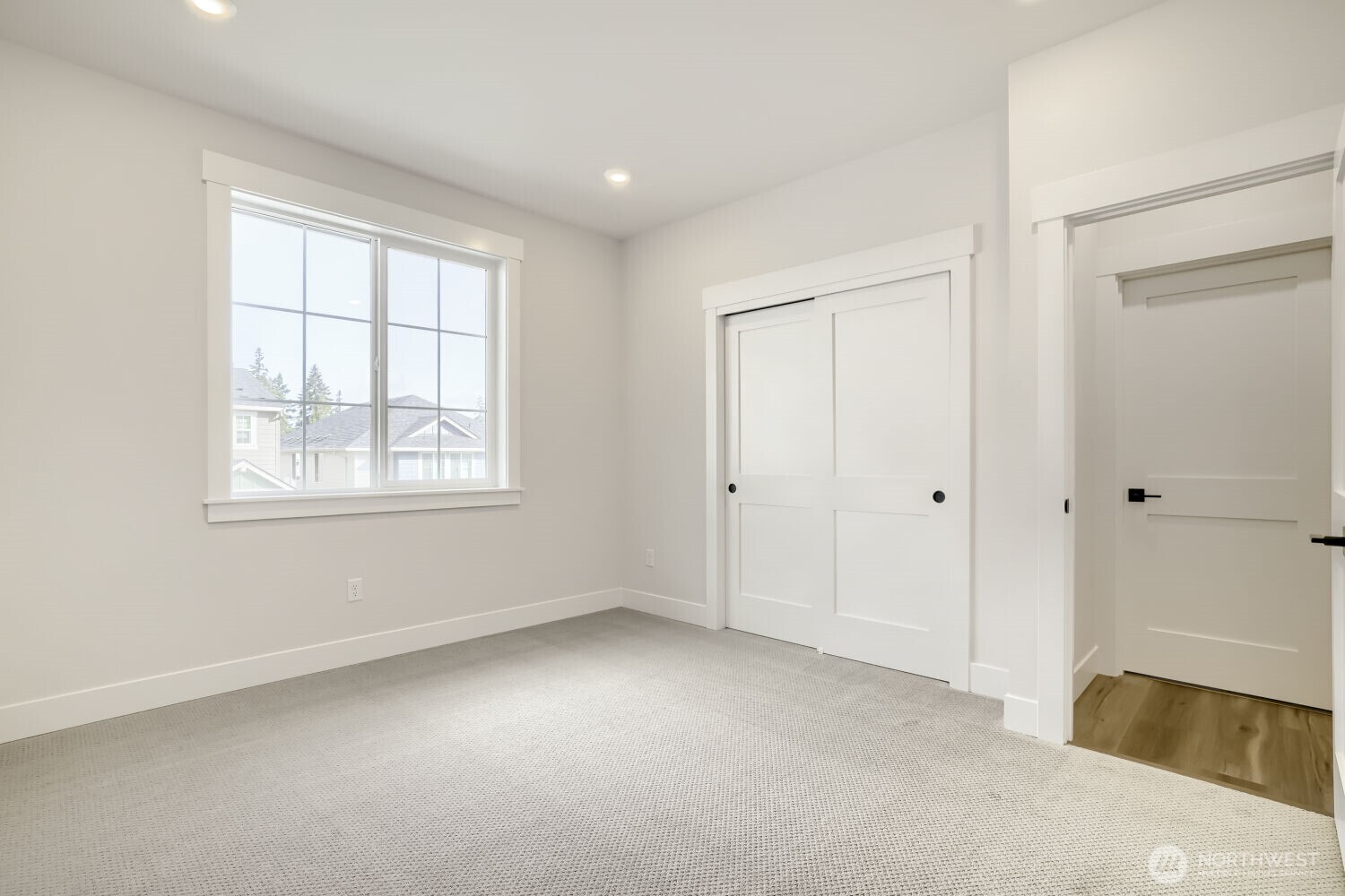 306 182nd Place Property Photo 16