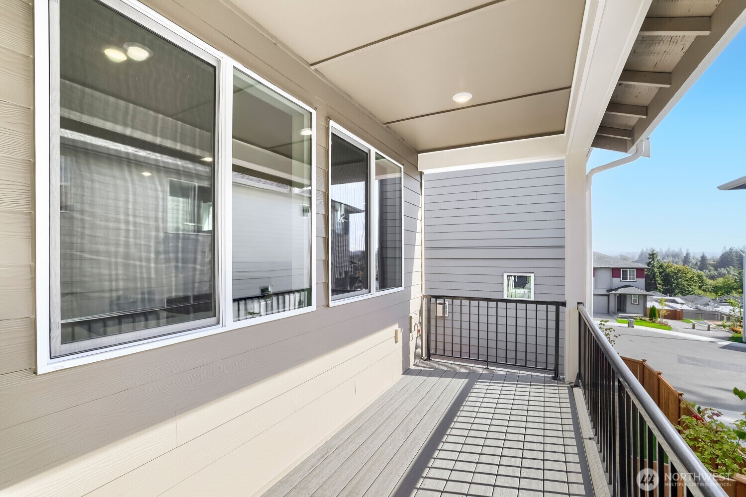 306 182nd Place Property Photo 21