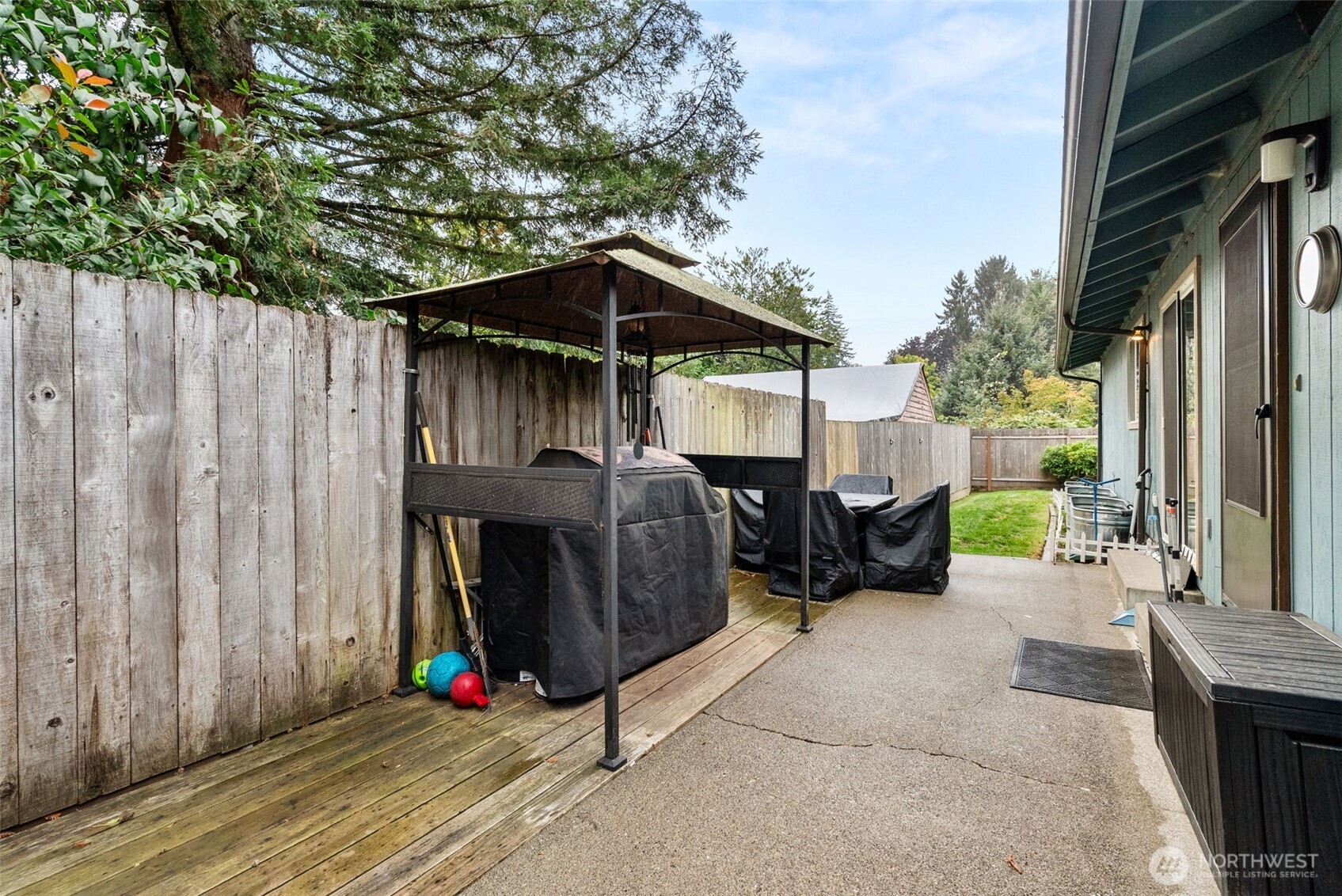 921 923 Central Street Property Photo 18