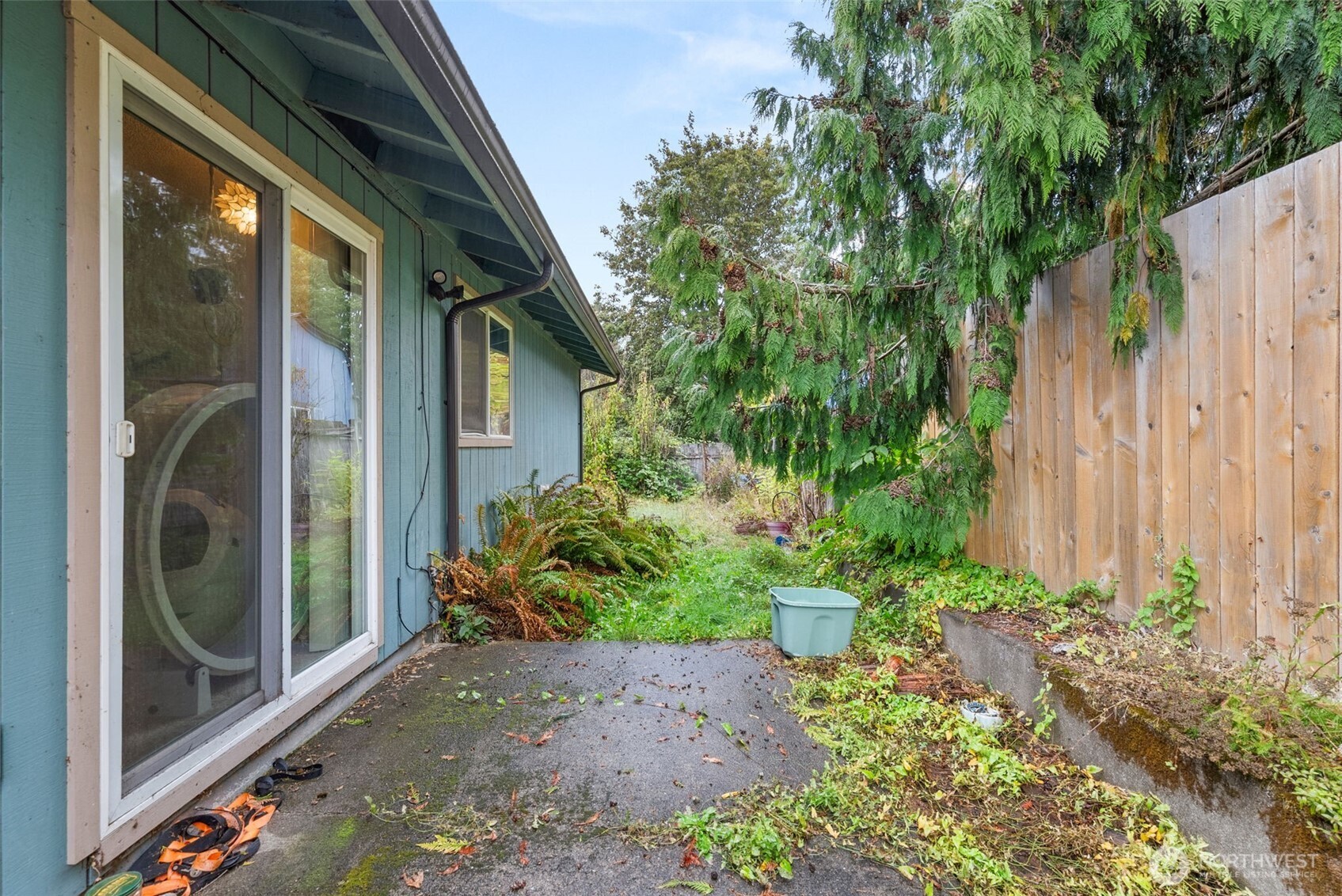 921 923 Central Street Property Photo 29