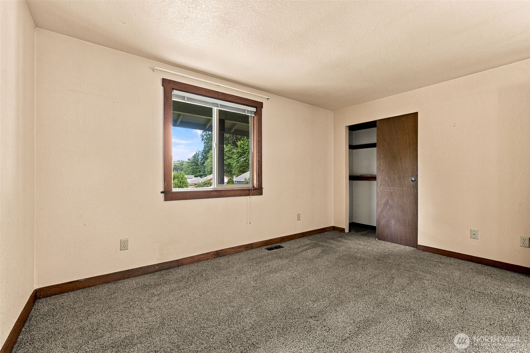 4602 7th Avenue Property Photo 14