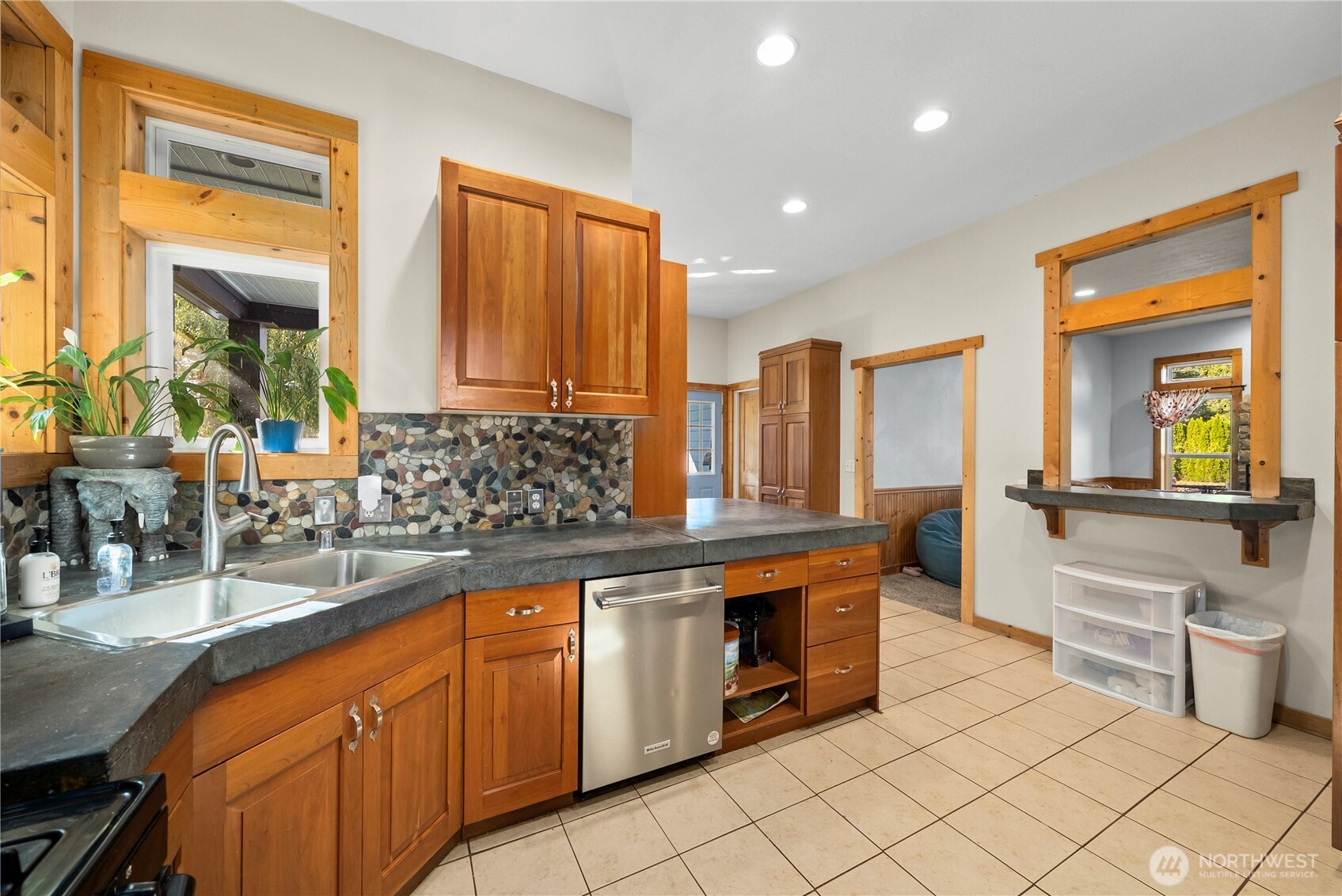 211 S Naches Street Property Photo 16