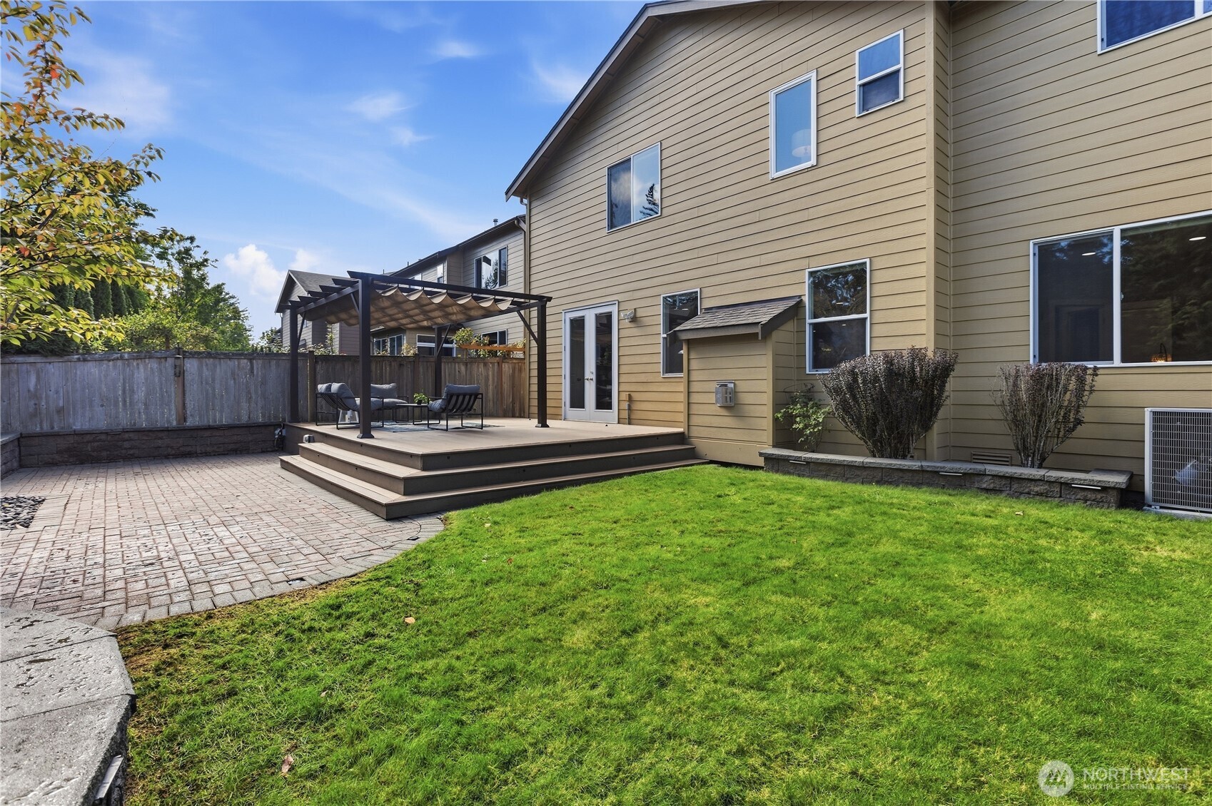 10710 242nd Place Property Photo 5