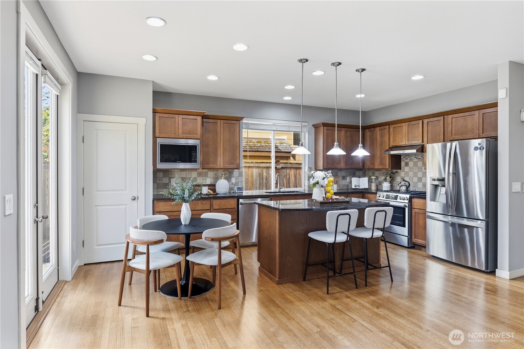 10710 242nd Place Property Photo 12