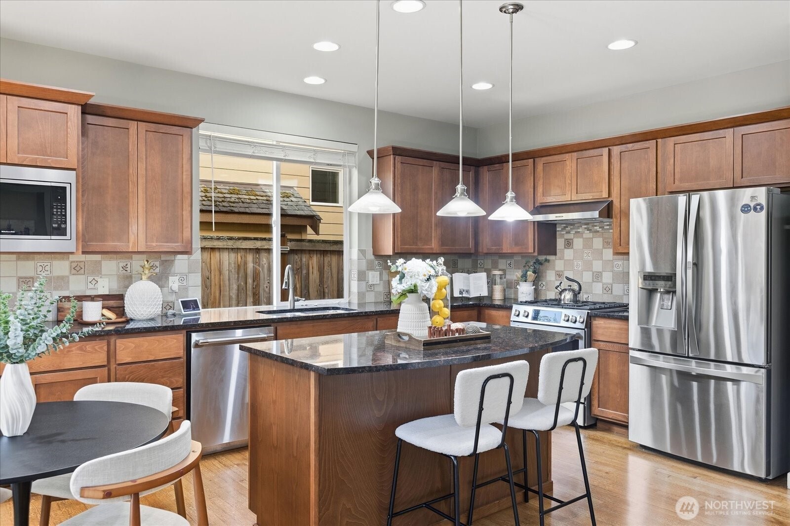 10710 242nd Place Property Photo 14