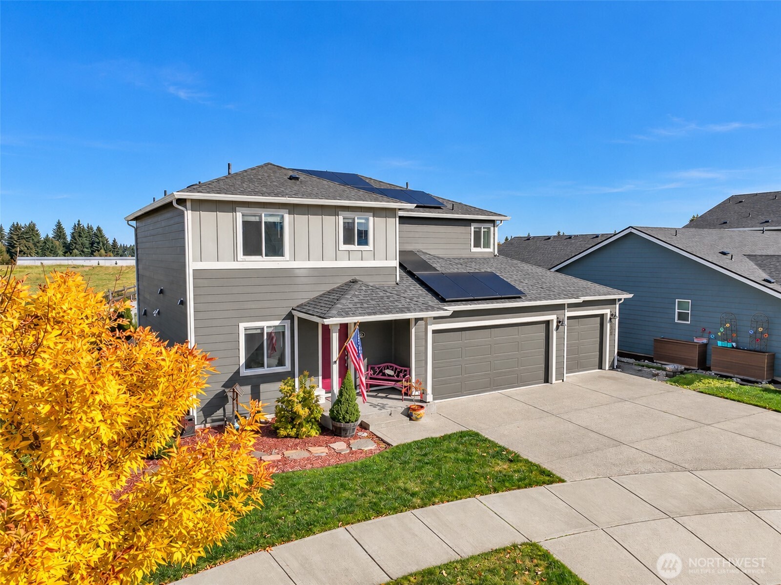 9131 Candytuft Court Property Photo 3