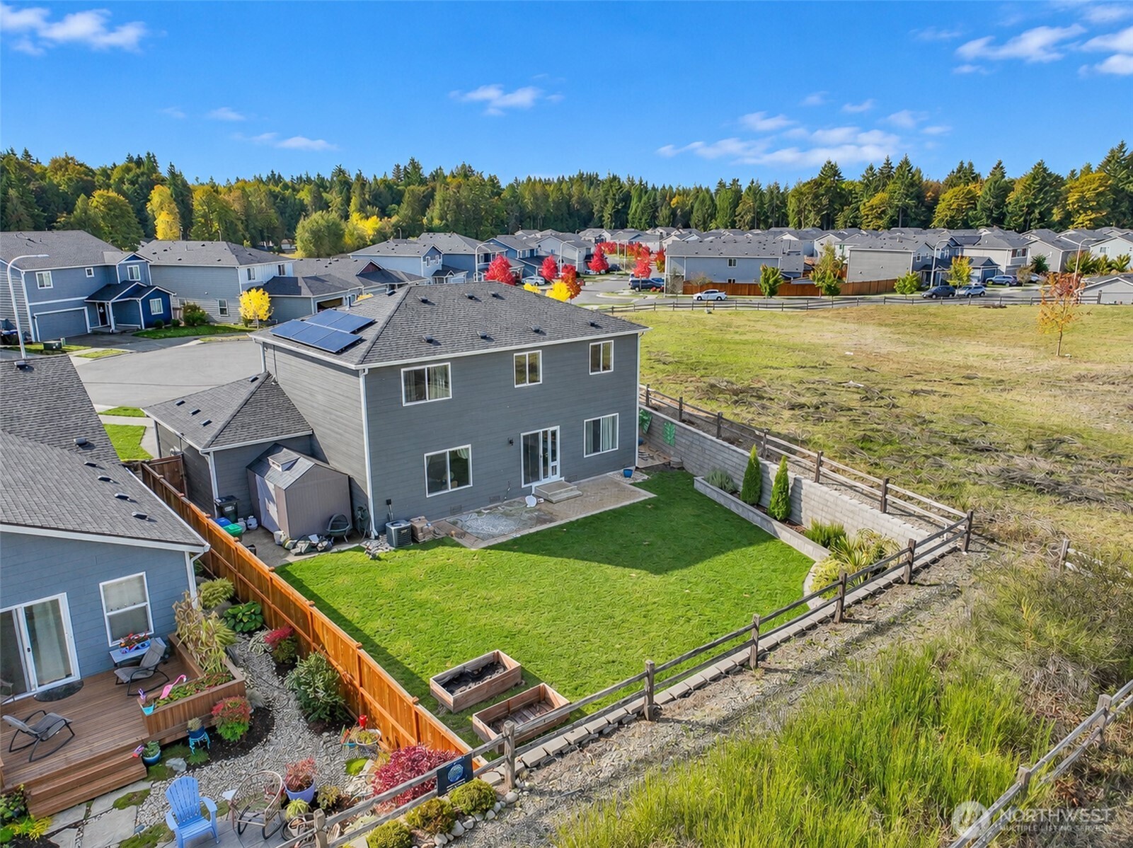 9131 Candytuft Court Property Photo 6