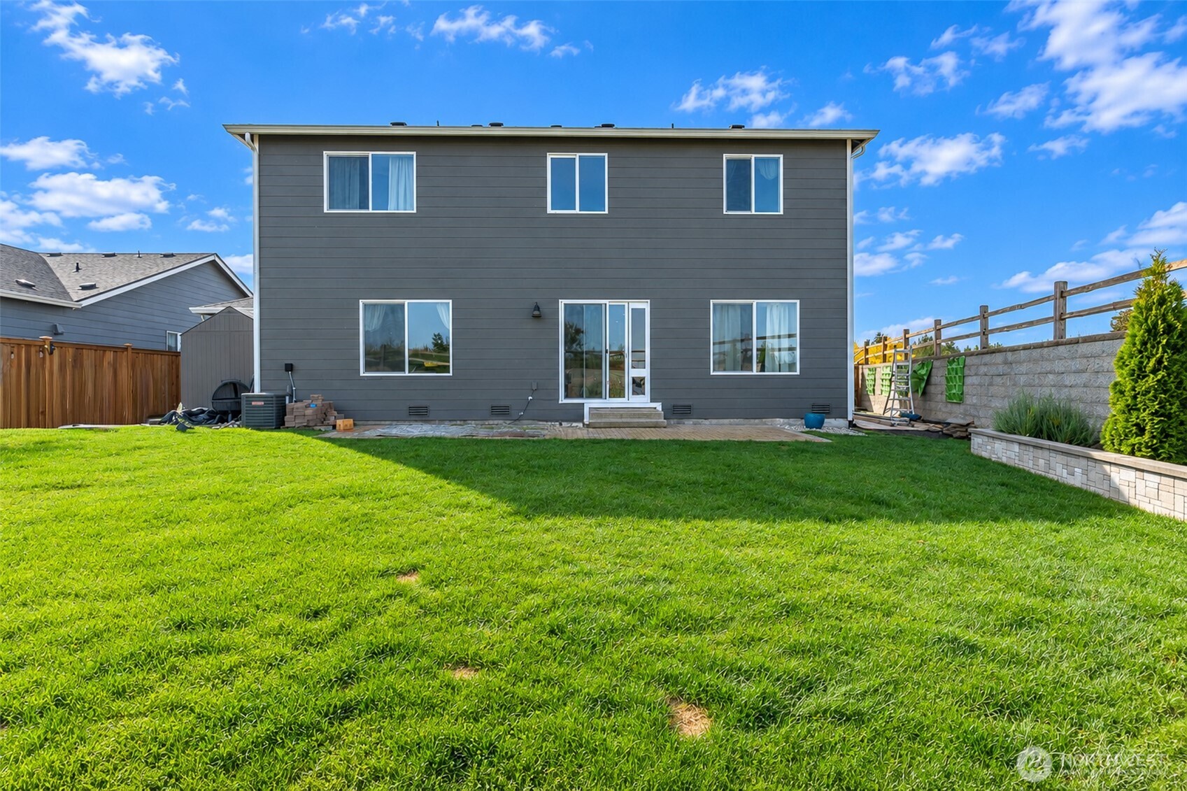 9131 Candytuft Court Property Photo 7