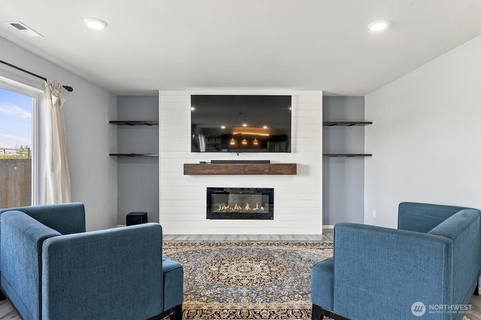 9131 Candytuft Court Property Photo 18