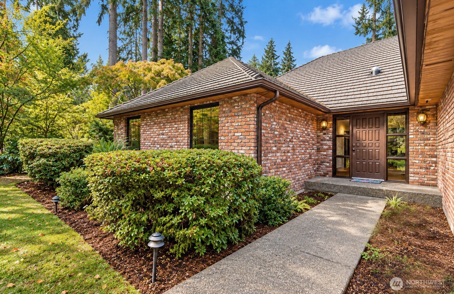 14216 26th Court Property Photo 3